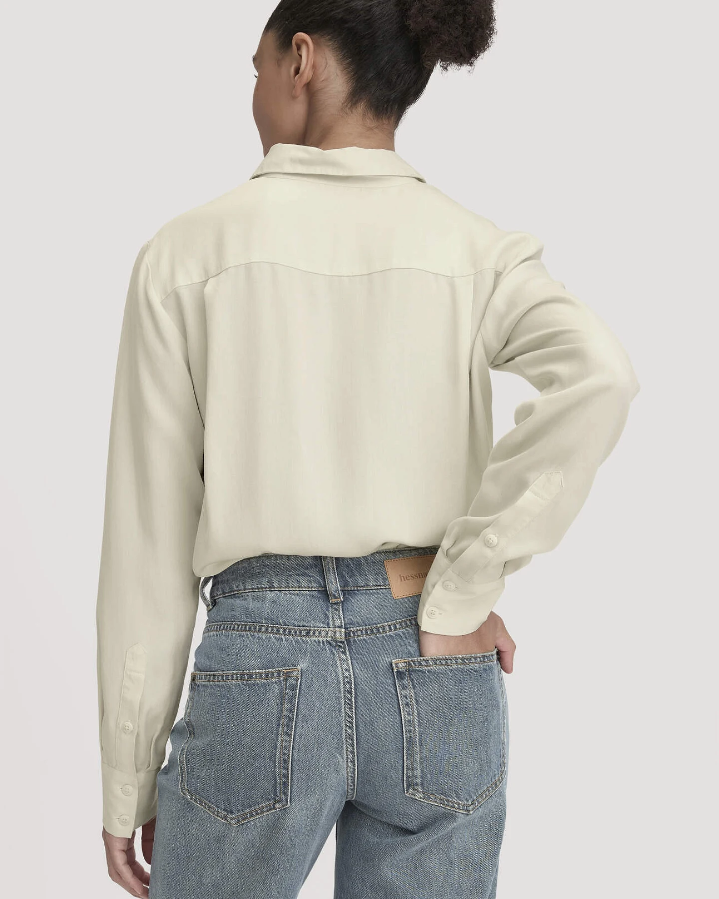 hessnatur Damen Jeans NELE Barrel Leg aus Bio-Baumwolle - blau - Größe 29/30 – Ansicht 4