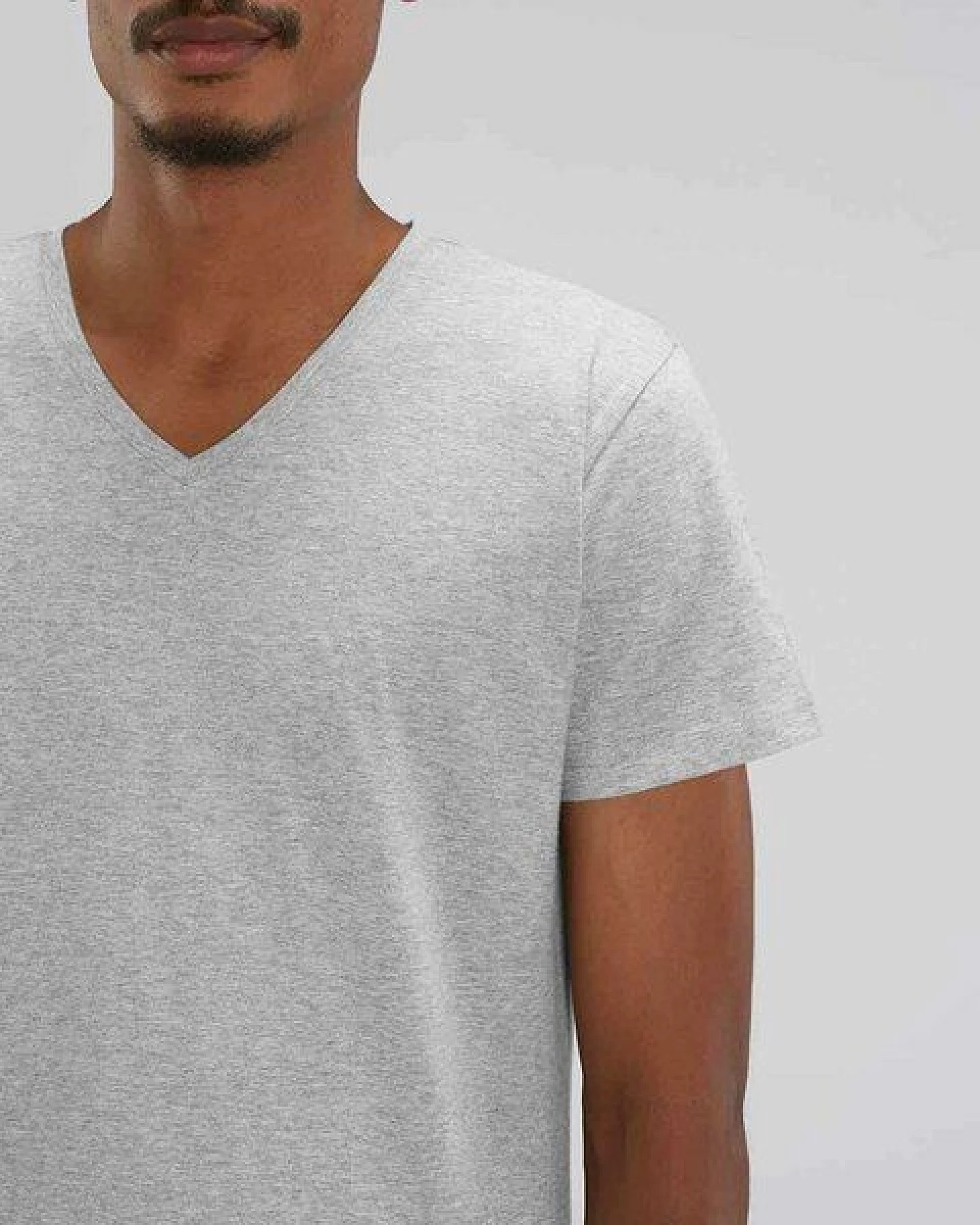 YTWOO Männer Bio T-Shirt mit V-Ausschnitt, versch. Farben meliert – Ansicht 3