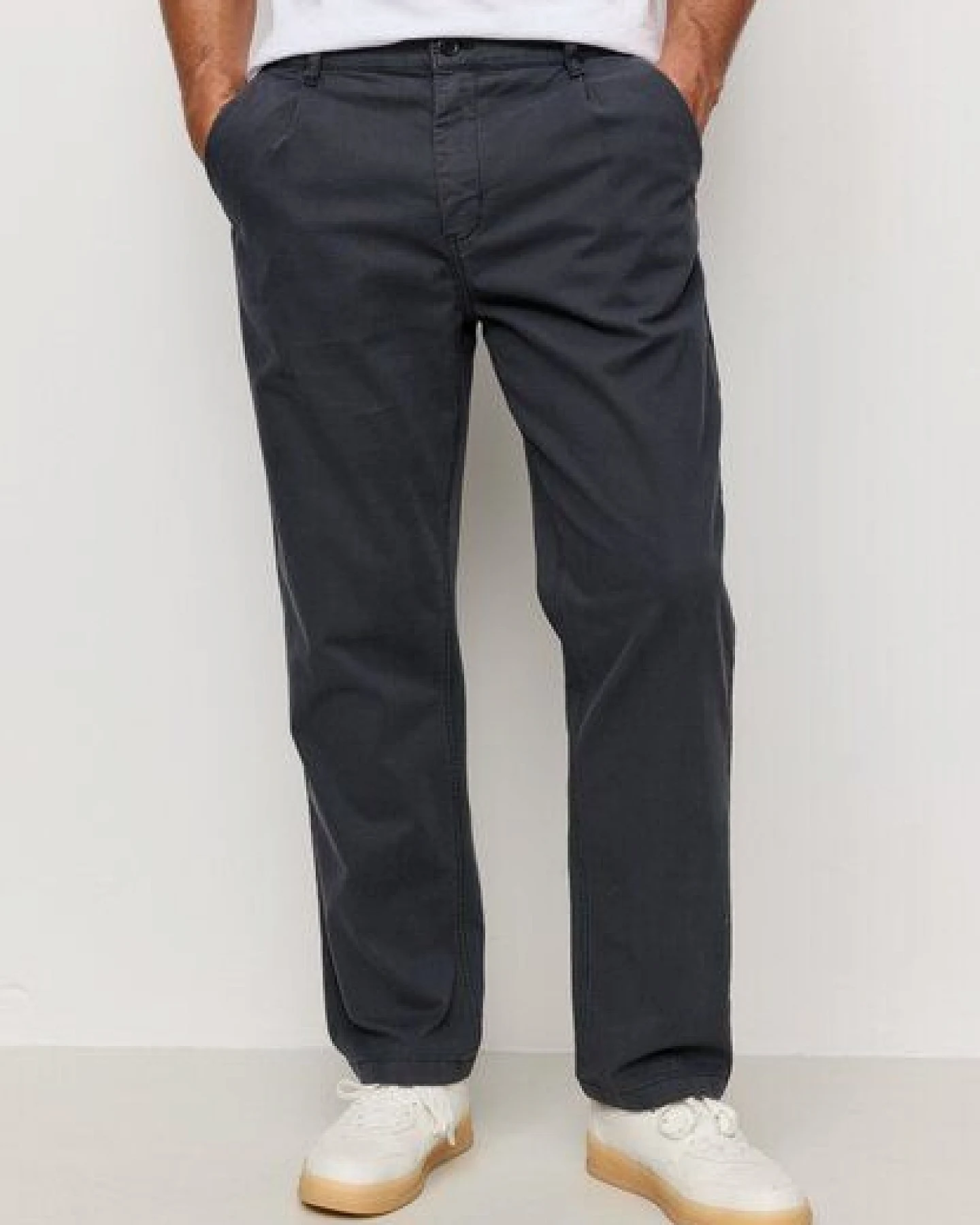 Herren Chino mit Bundfalte aus Bio-Baumwoll Mix - OAK - recolution – Ansicht 2