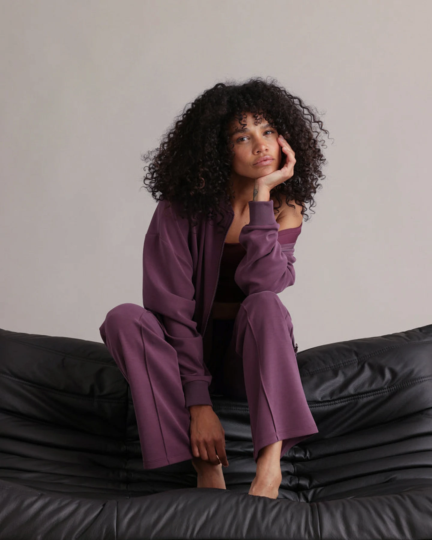 Hey Honey Lux Bomber Jacket Italian Plum – Ansicht 7