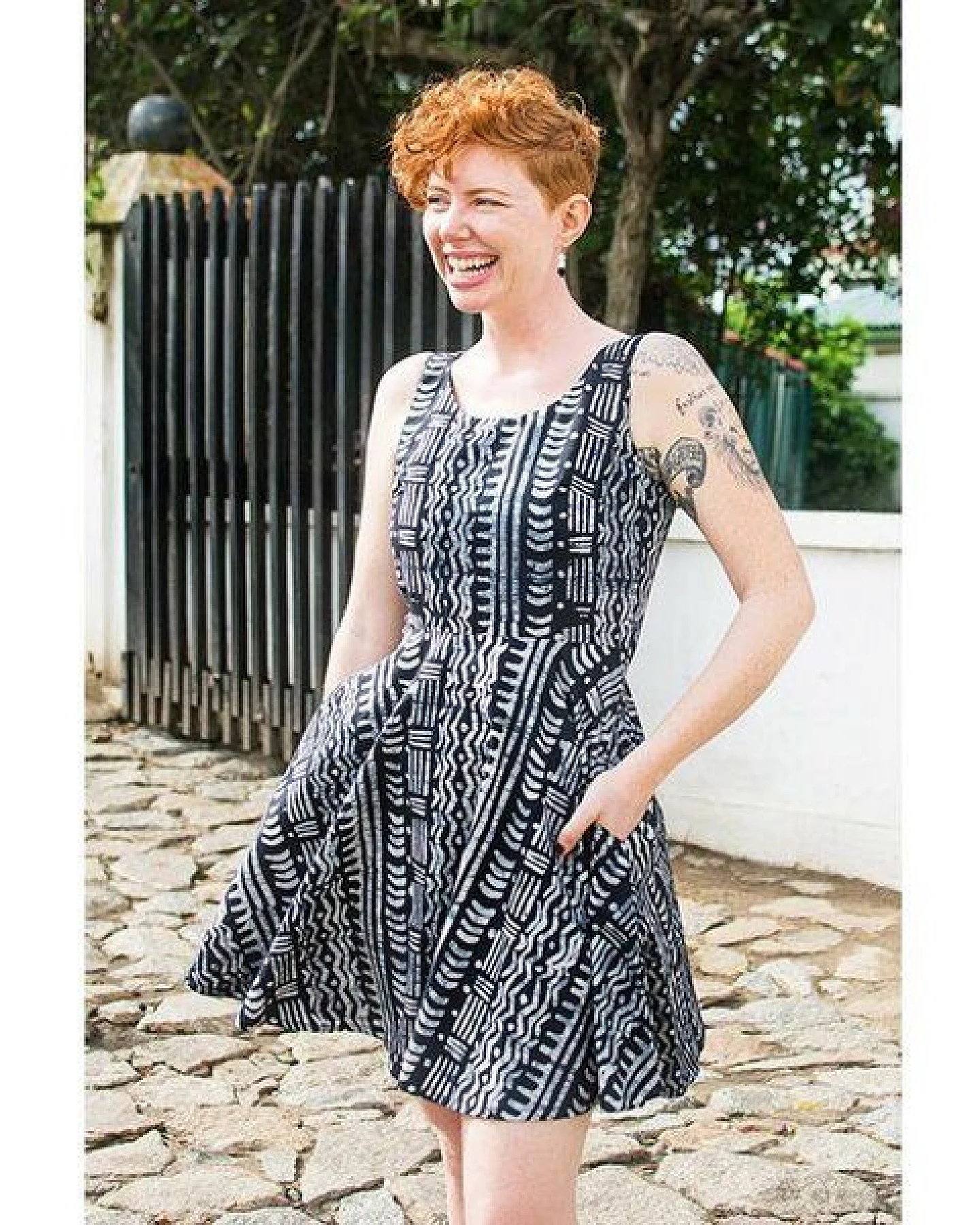 Global Mamas Bio Kleider - AVA - Roses/Pathways/Sankofa/Argyle – Ansicht 2