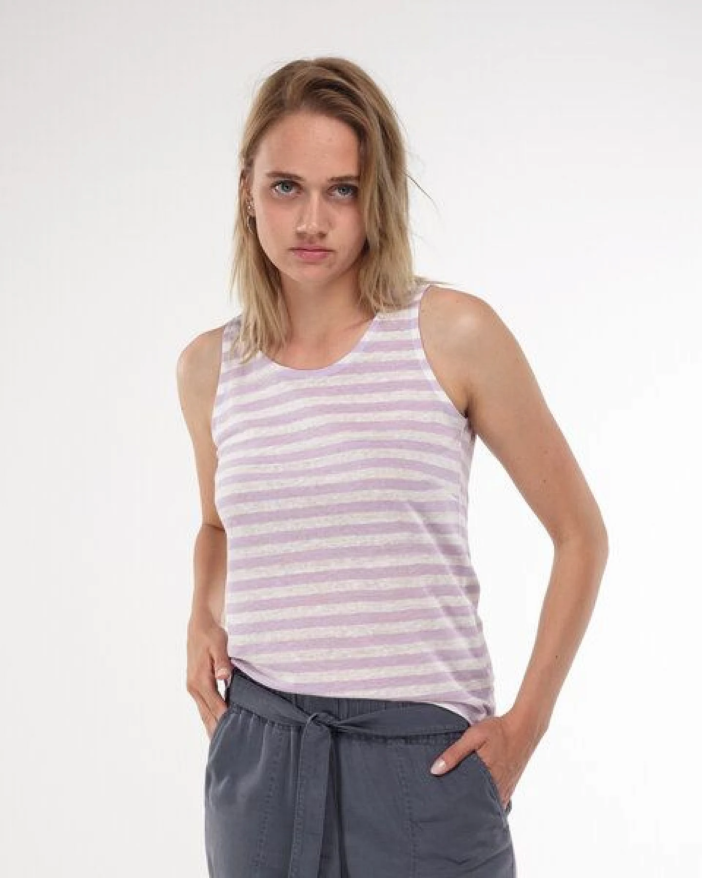 Alma & Lovis Ringel-Leinentop im Regular-Fit – Ansicht 2