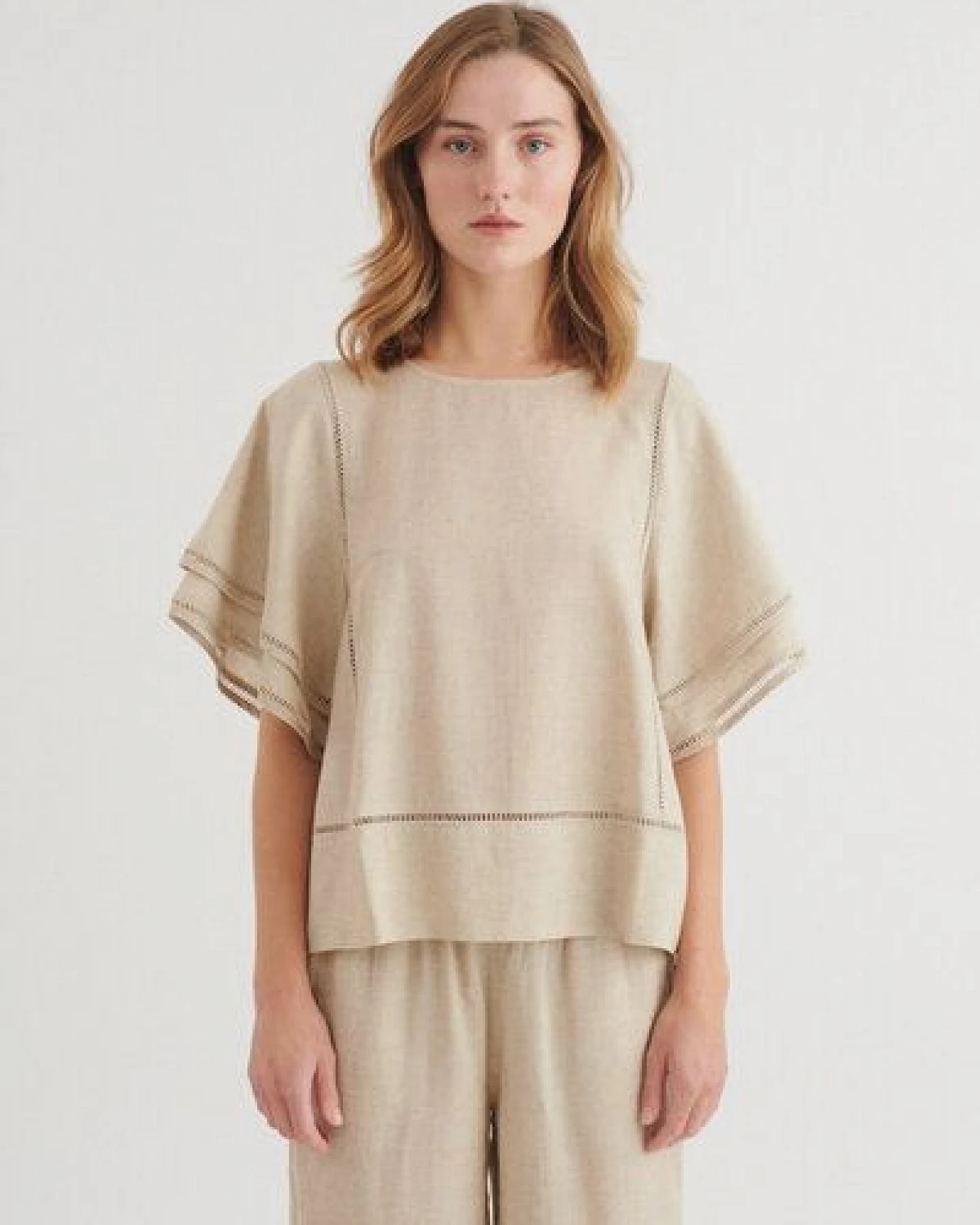 Basic Apparel Arina, Sommer-Bluse aus Leinen und Ecovero – Ansicht 2