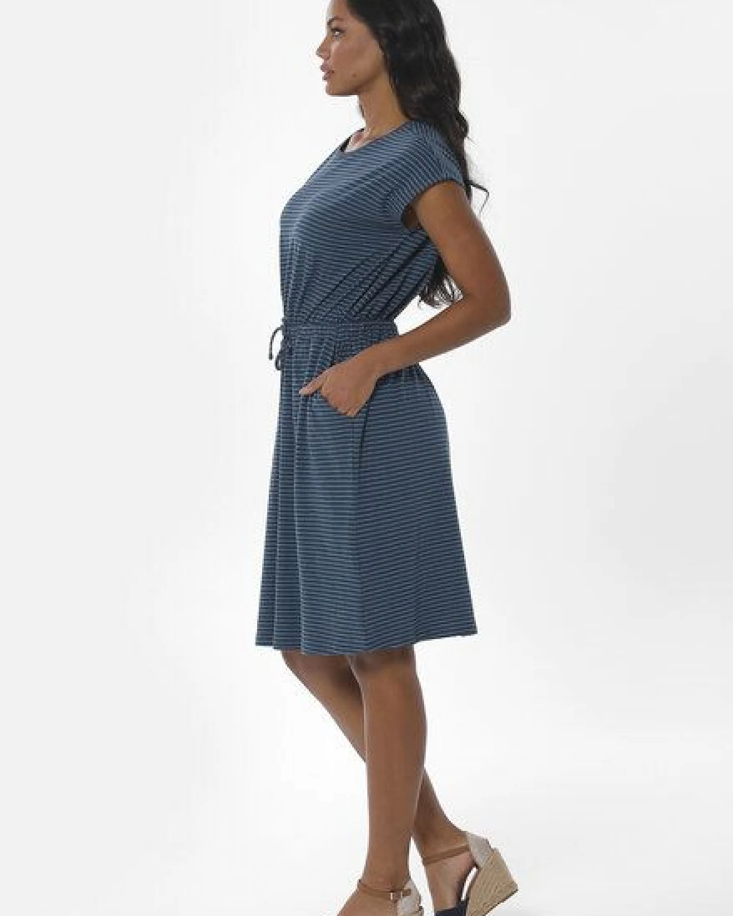 ORGANICATION Gestreiftes Jerseykleid aus Bio-Baumwolle und Leinen – Ansicht 3