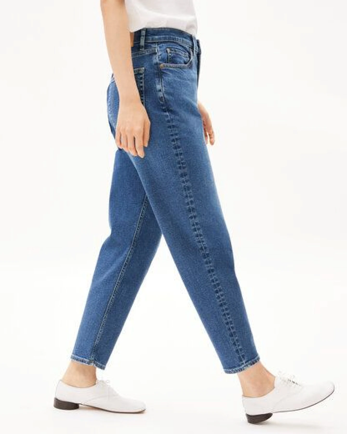 ARMEDANGELS MAIRAA Damen Mom Jeans recycelter Baumwoll Mix Comfort Stretch – Ansicht 4