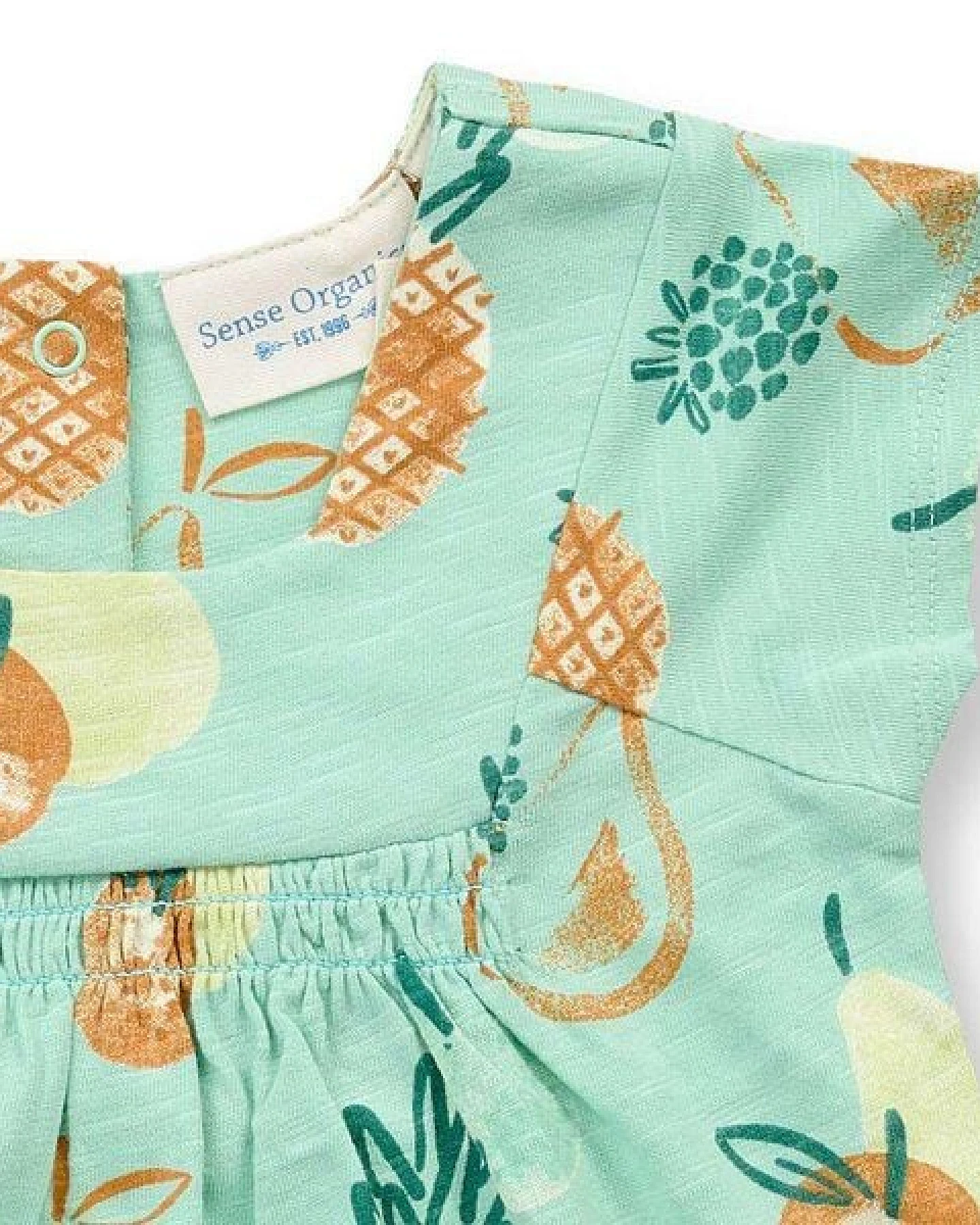 Sense Organics Baby Tunika mit Früchtedruck, Modell IRMA – Ansicht 3