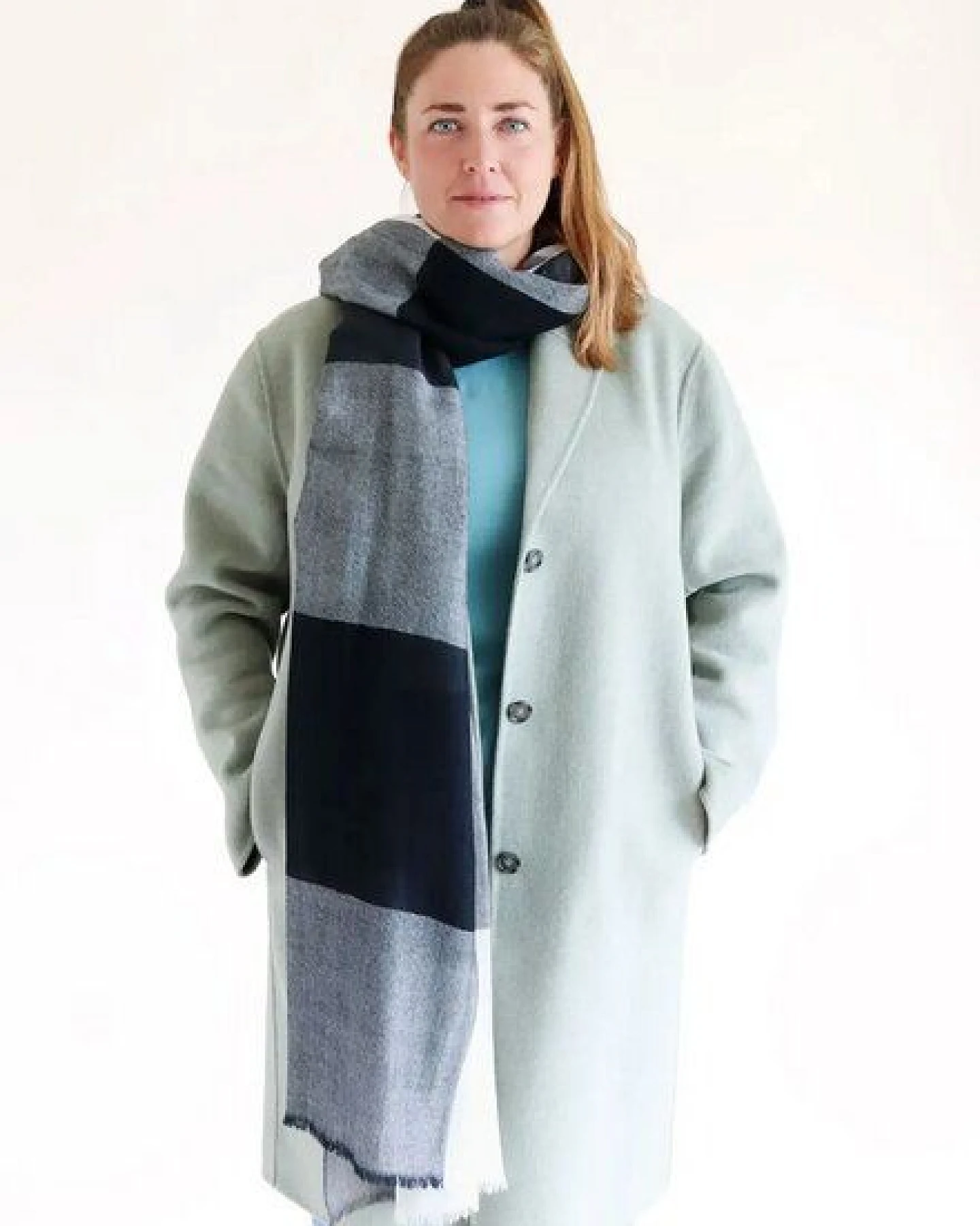 Djian Schal aus Merino-Wolle – KARO – mulesingfrei – Ansicht 3