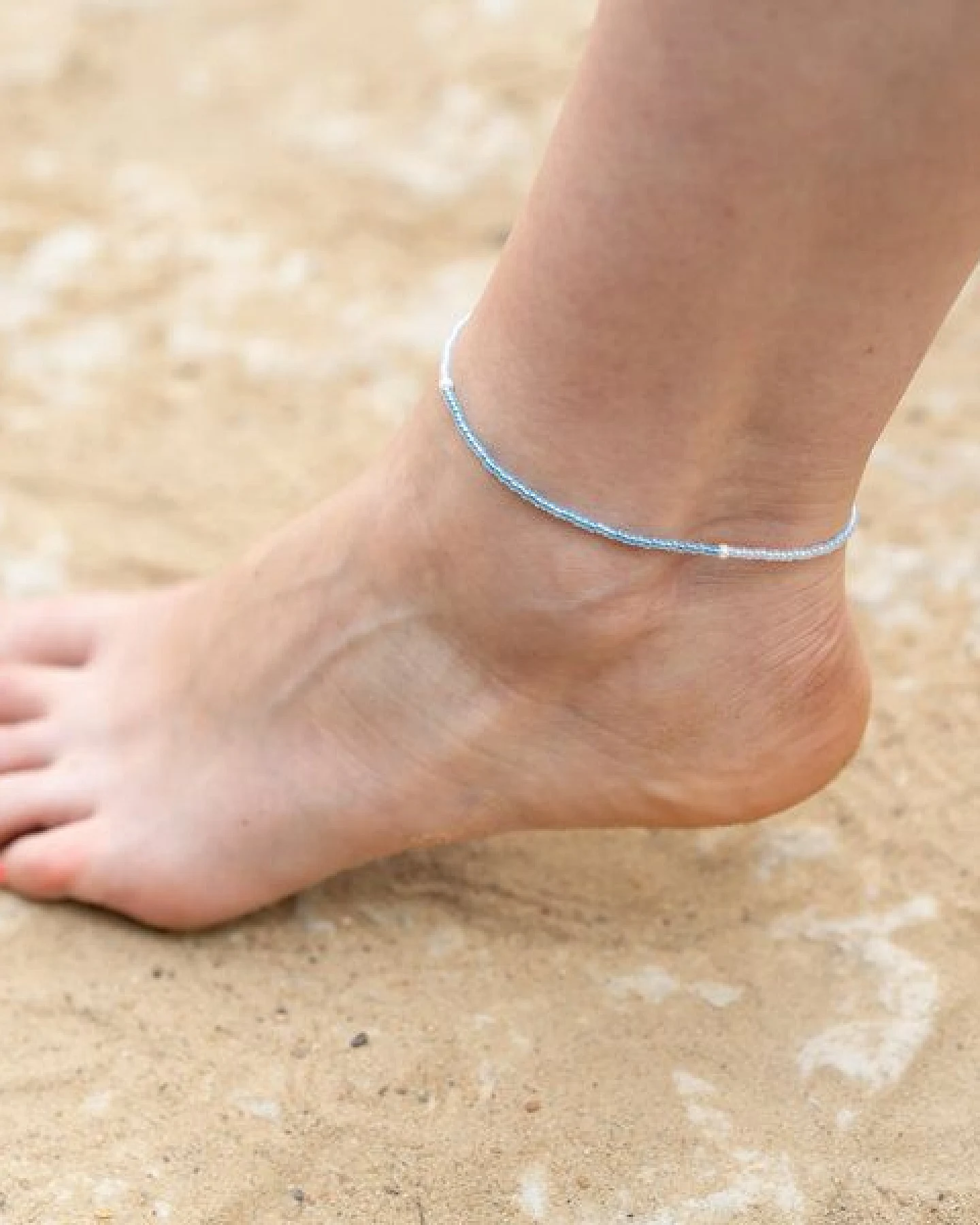 juni Perlen Fußkettchen himmelblau - handgemacht in Deutschland – Ansicht 3