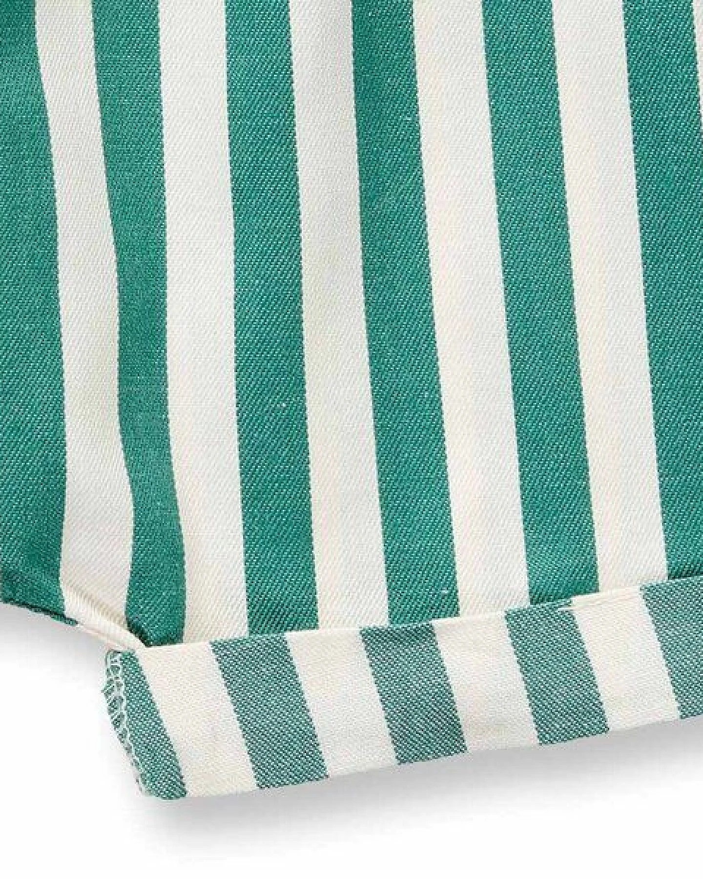 Sense Organics Baby Shorts grün-weiß gestreift, Modell LEI – Ansicht 3