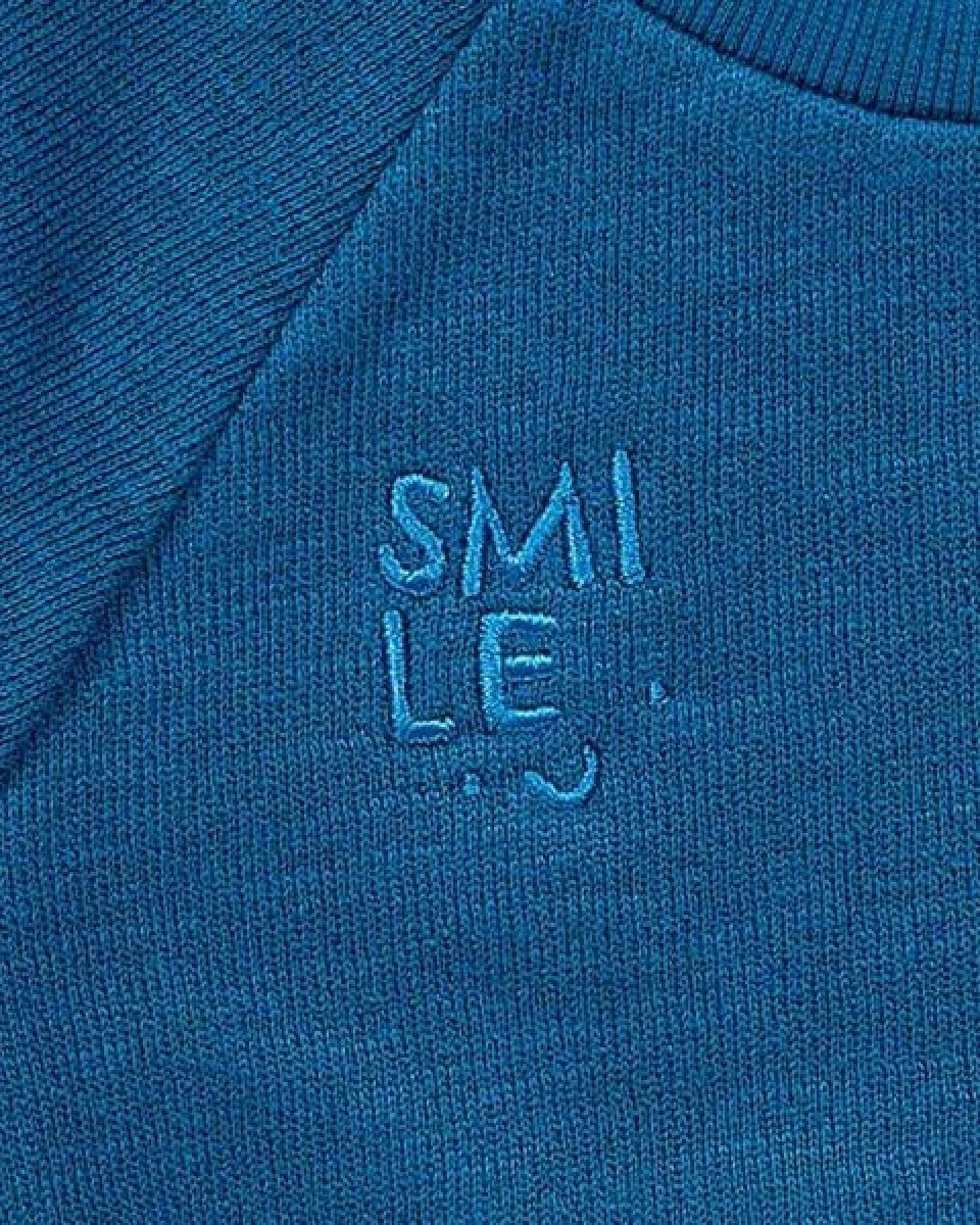 Sense Organics Baby Sweatshirt in ozeanblau, Modell BERIN – Ansicht 3