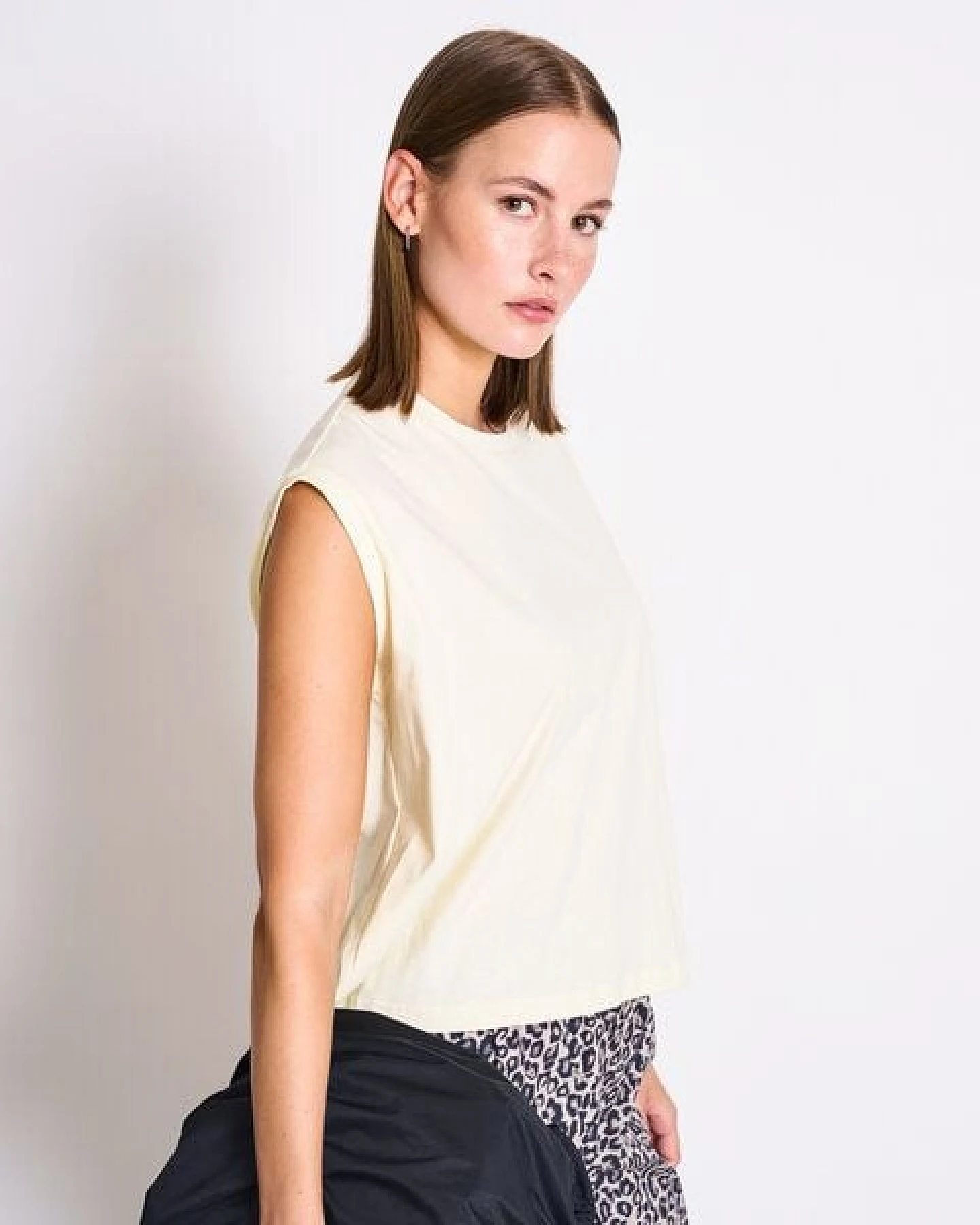 JAN N JUNE Baumwoll T-Shirt OVAR – Ansicht 4