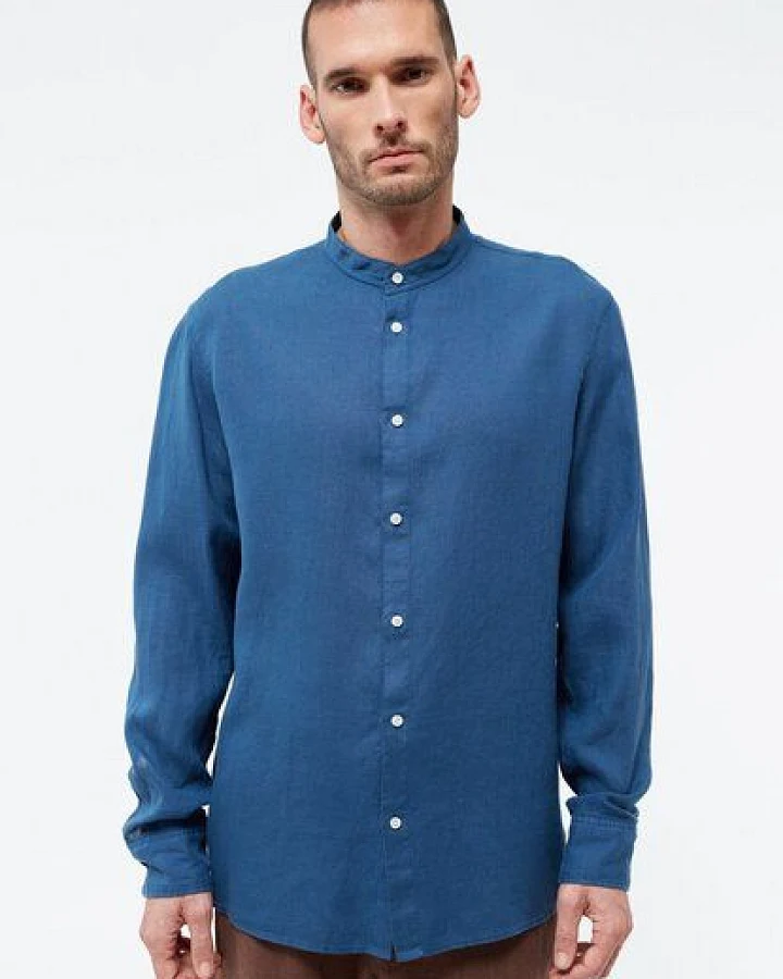 Blau
