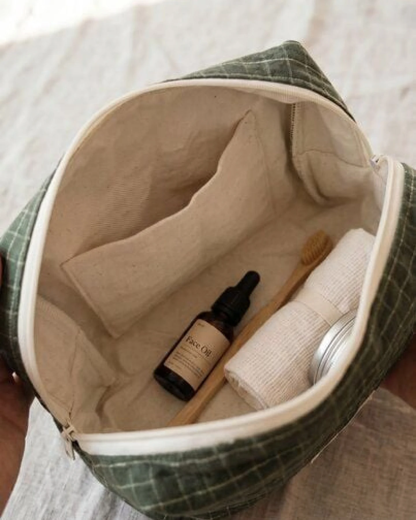 Jyoti - Fair Works Baumwoll Kulturtasche Snaan – Ansicht 3