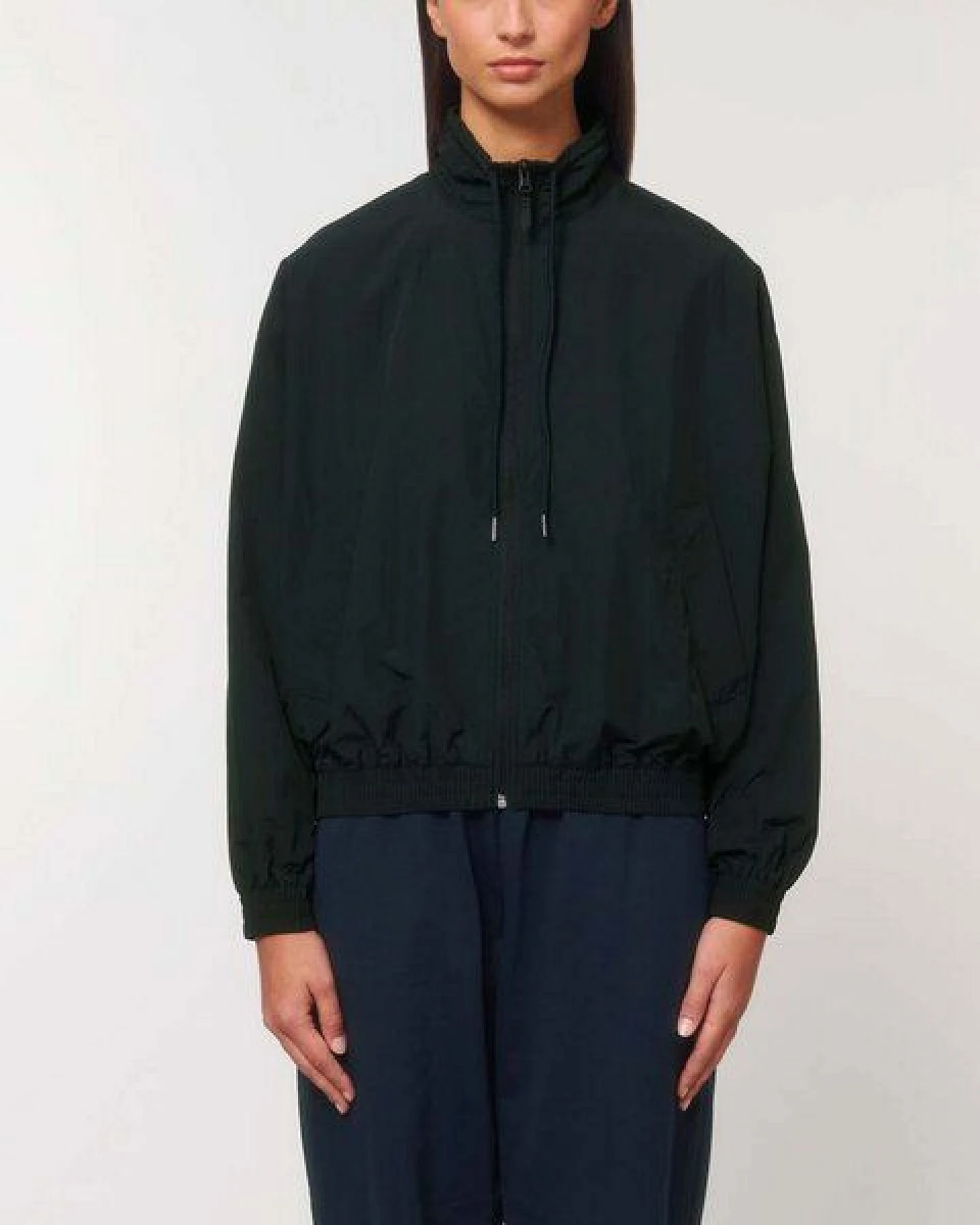 YTWOO Nachhaltige Urban Jacke aus recyceltem Nylon – Ansicht 3