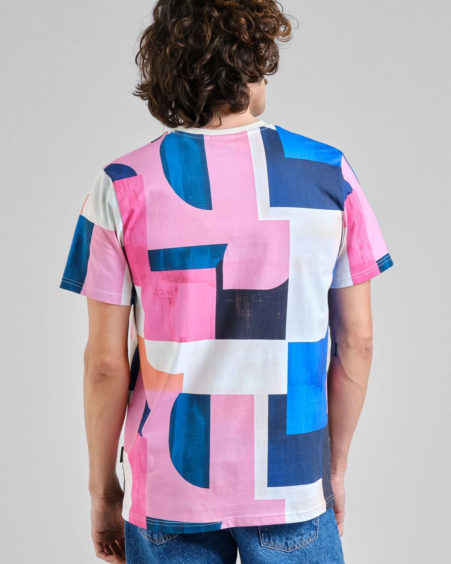 T-Shirt Stockholm Abstract Block Multi Color Rosa – Ansicht 3