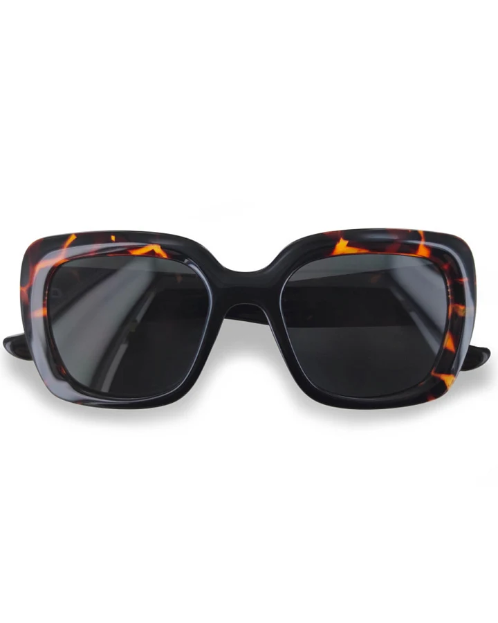 Sonnenbrille Modell: Iris