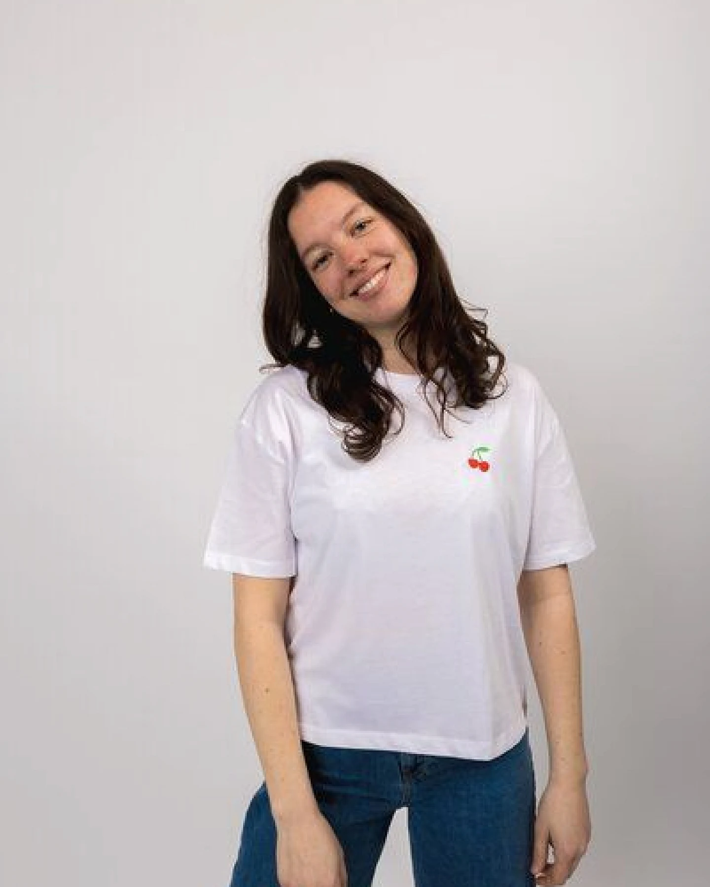 ettics STUDIO boxy organic crop tee bright white embroidery – Ansicht 4
