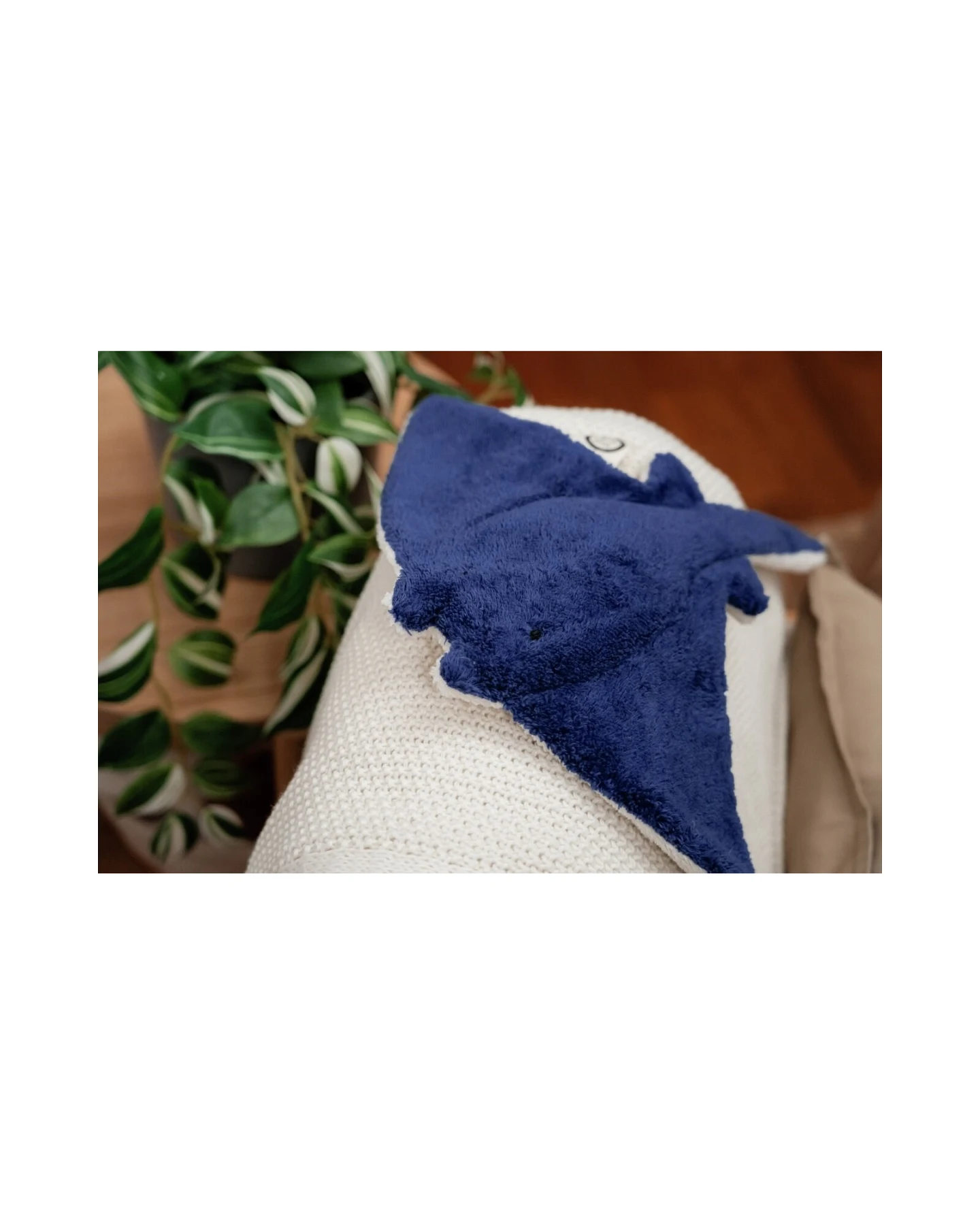 Kuscheltier Manta blau 40 x 4 x 39 cm (klein) – Ansicht 2