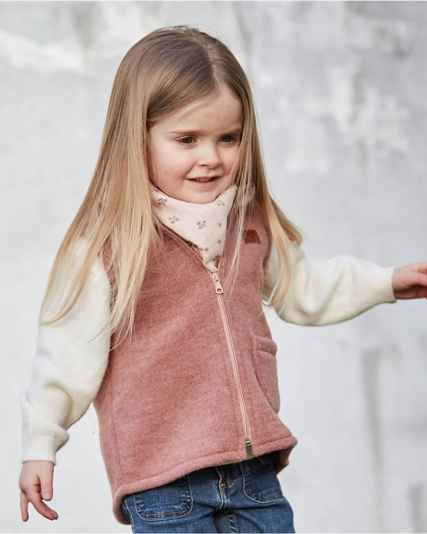 Kinder Weste Bio-Schurwolle Fleece heiderose-meliert Gr. 98/104 – Ansicht 2