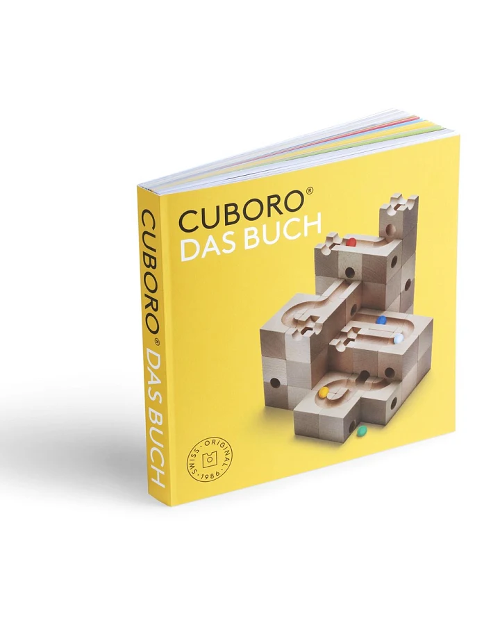 CUBORO Das Buch Maße: 22,5 x 22,5 x 2,5cm, Seiten 253
