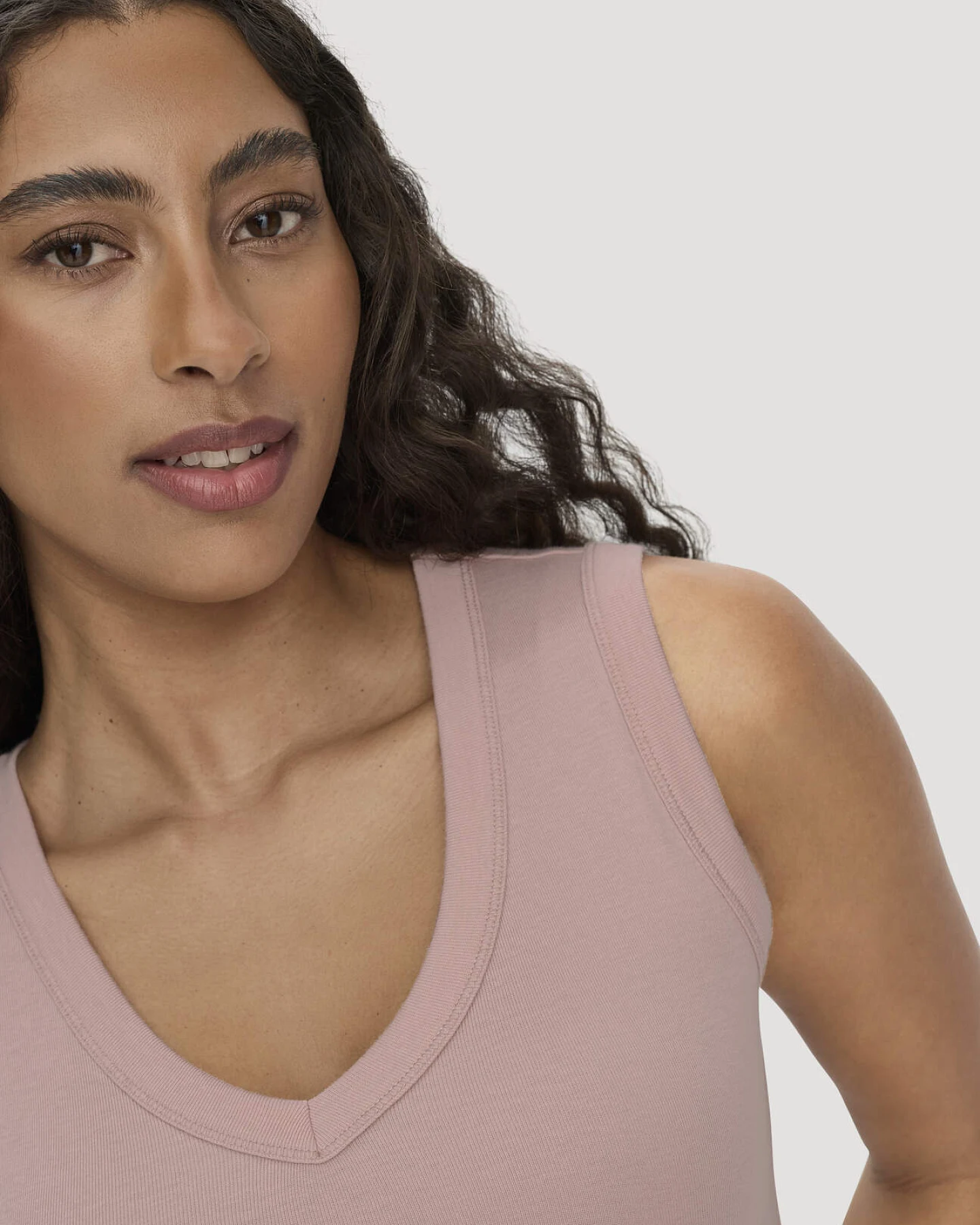 hessnatur Damen Softrib Top Fitted aus Bio-Baumwolle und TENCEL™ Modal - rosa - Größe 36 – Ansicht 4