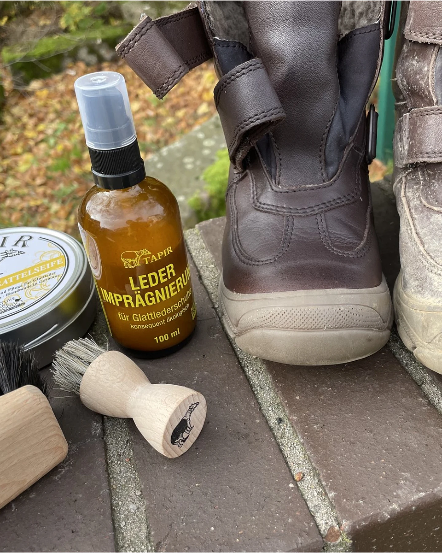 Tapir Lederimprägnierung für Glattlederschuhe, Glasflasche, mit Sprühfunktion 100 ml – Ansicht 2