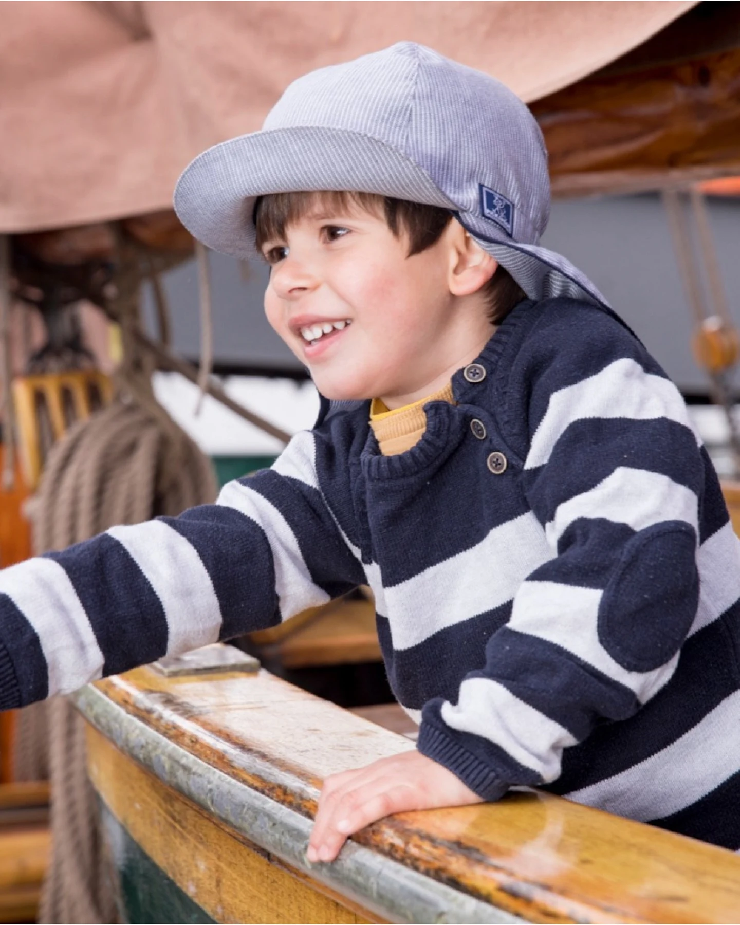 Pickapooh Kinder Sonnenschutz Mütze grau-gestreift Gr.48 – Ansicht 2
