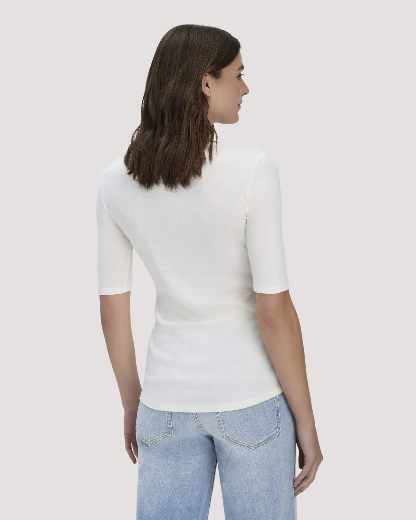 hessnatur Damen Softrib T-Shirt Fitted aus Bio-Baumwolle und TENCEL™ Modal - weiß - Größe 40 – Ansicht 3