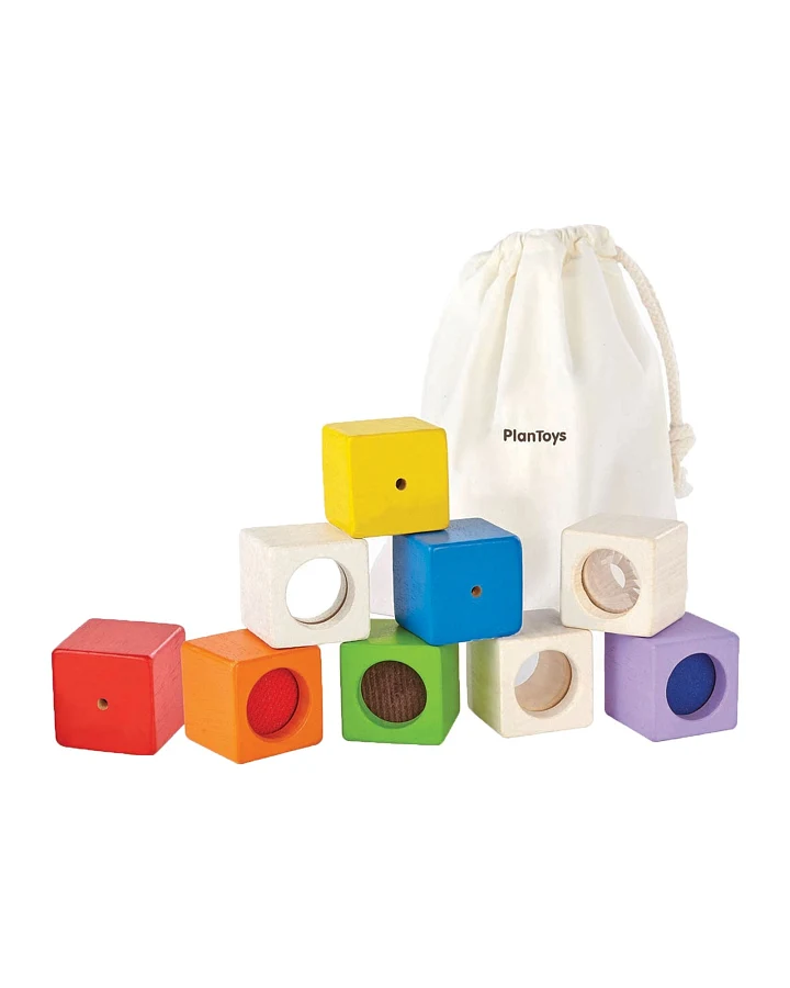 PlanToys Sinnesklötze Holzbausteine aus Kautschukholz, 10-teilig Maße Würfel 3,5 x 3,5 x 3,5 cm