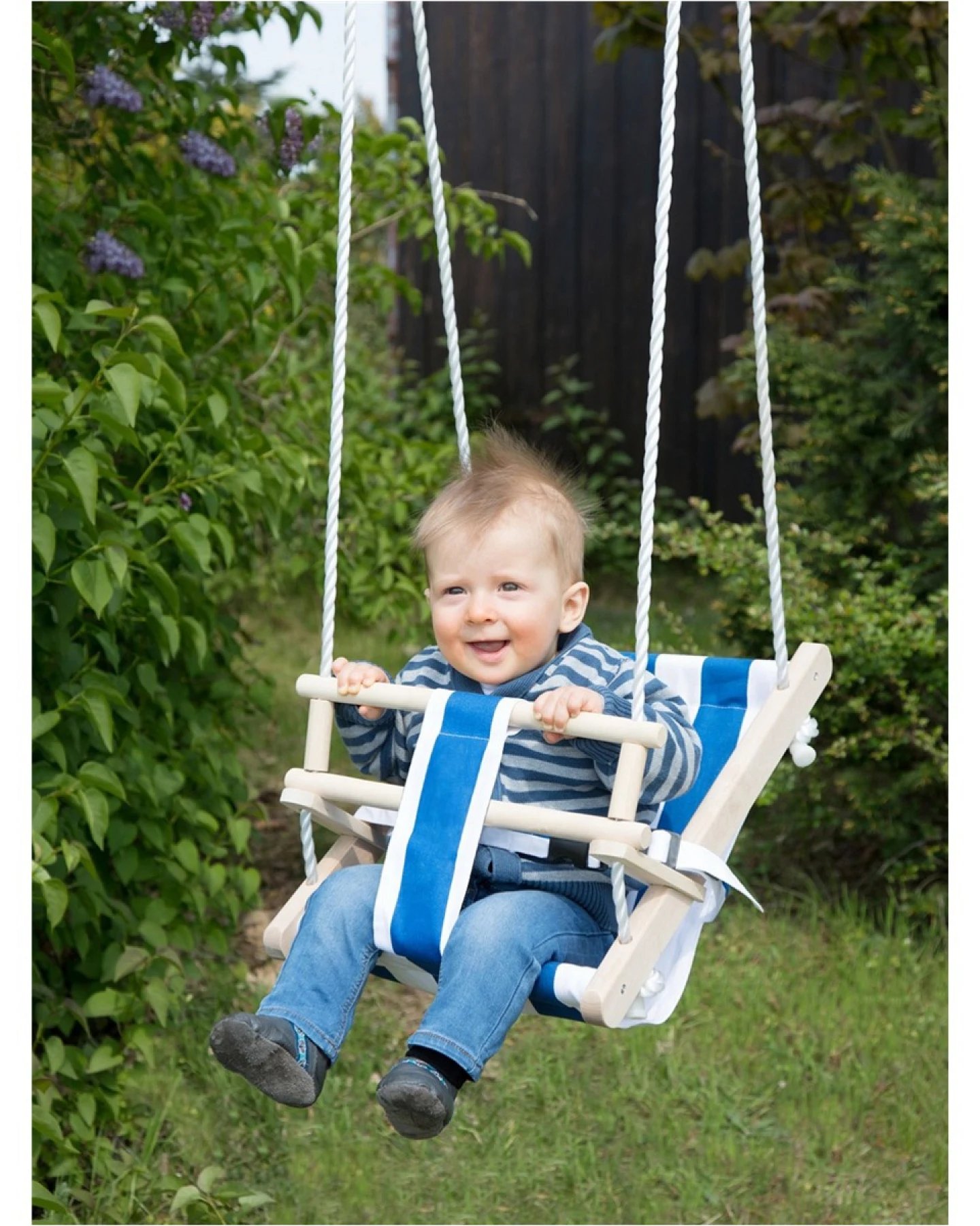 Baby und Kinder Schaukel aus Holz blau-natur gestreift 30 x 35 cm – Ansicht 2