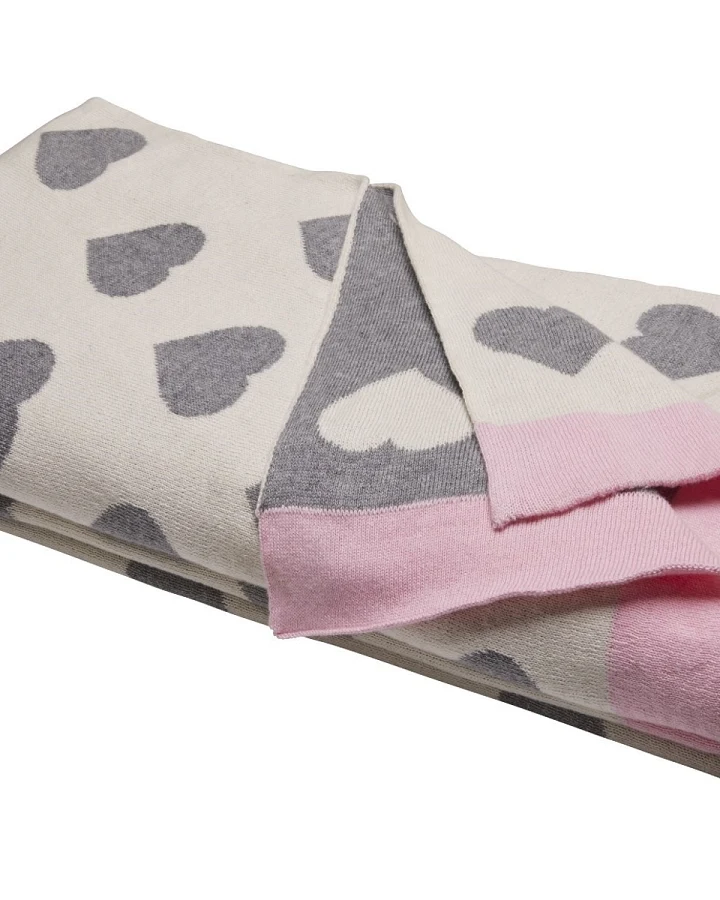 Kinder Kuscheldecke Bio-Baumwolle Herzen Maße 130 x 170 cm