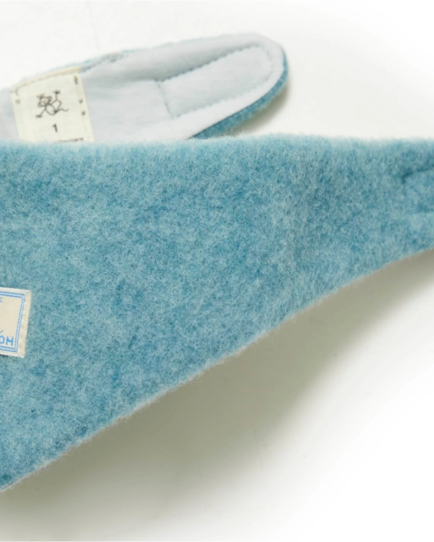 Pickapooh Baby und Kinder Dreieckstuch Bio-Schurwolle sea green Gr.1 38 cm lang – Ansicht 2