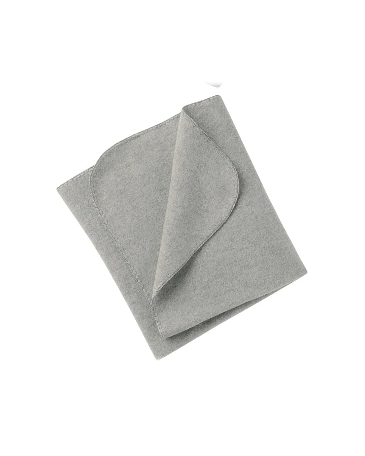 Produktseite: Engel Natur Babydecke mit Muschelkante Bio-Merinowolle Fleece melange hellgrau Maße 80 x 100 cm