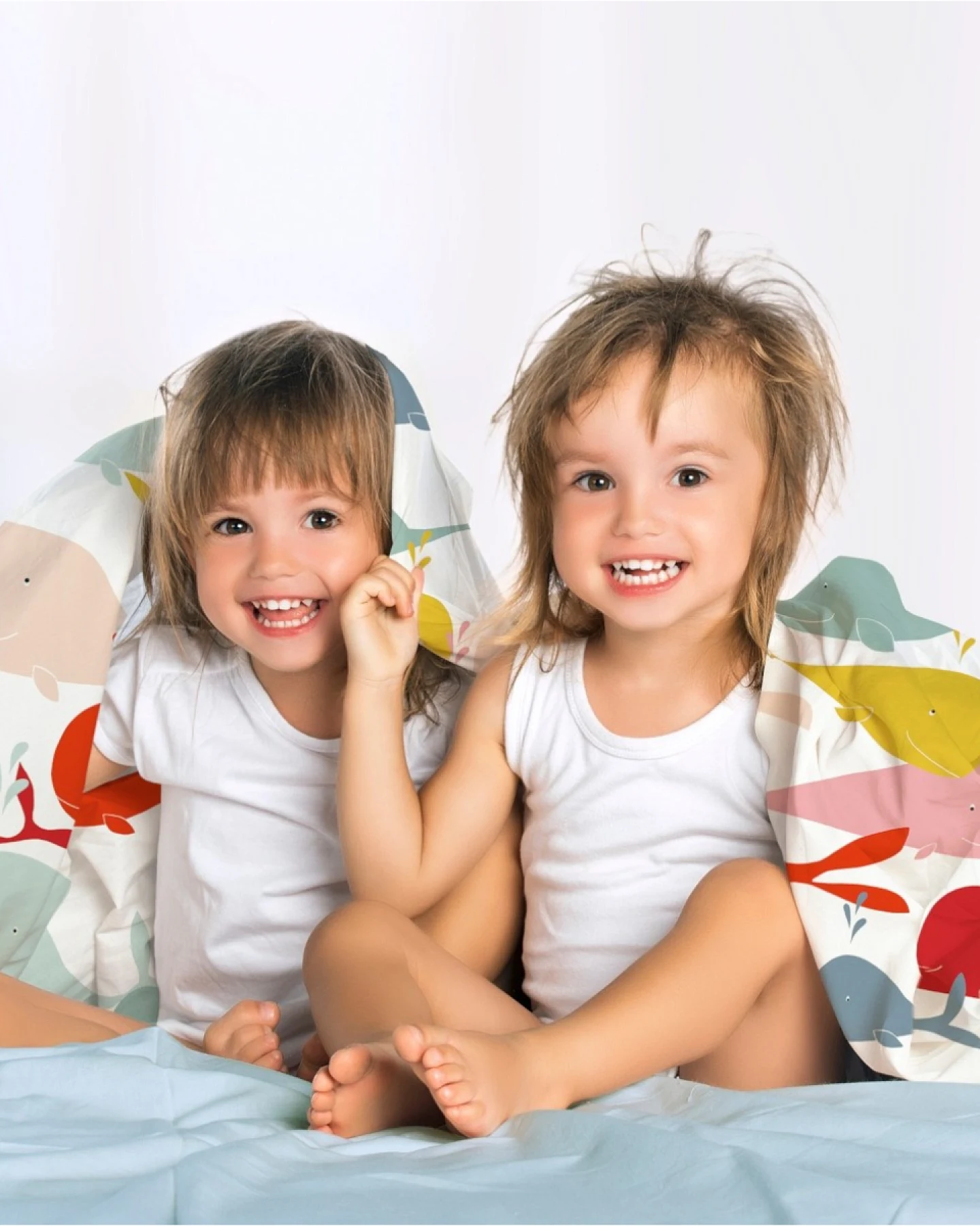 Kinderbettwäsche Bio-Baumwolle Wale Bettbezug 100 x 135 cm, Kissen 40 x 60 cm – Ansicht 2