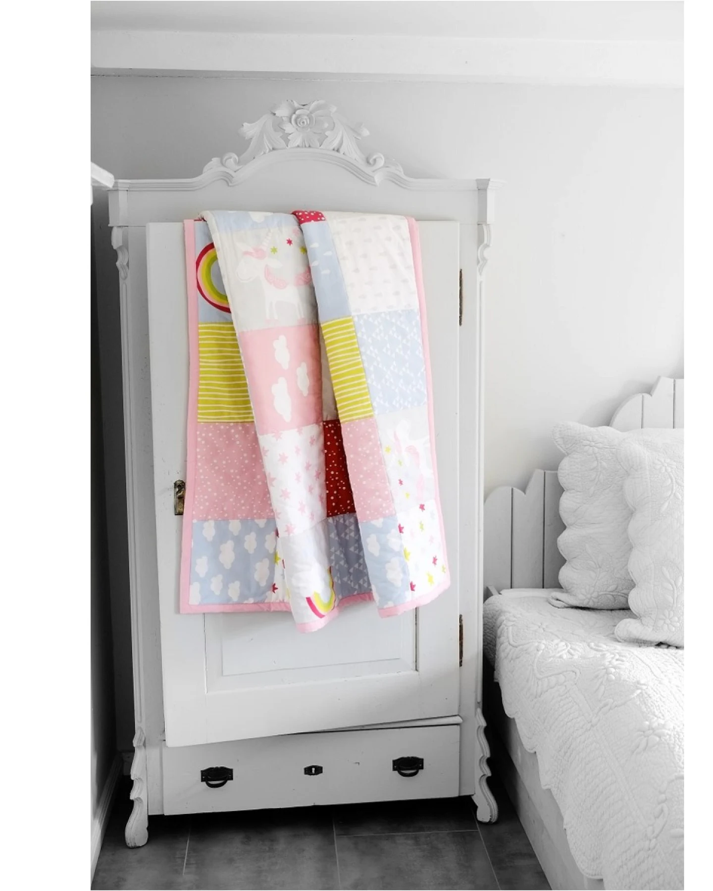 Krabbeldecke Patchwork Design Einhorn Maße 95 x 100 cm – Ansicht 2