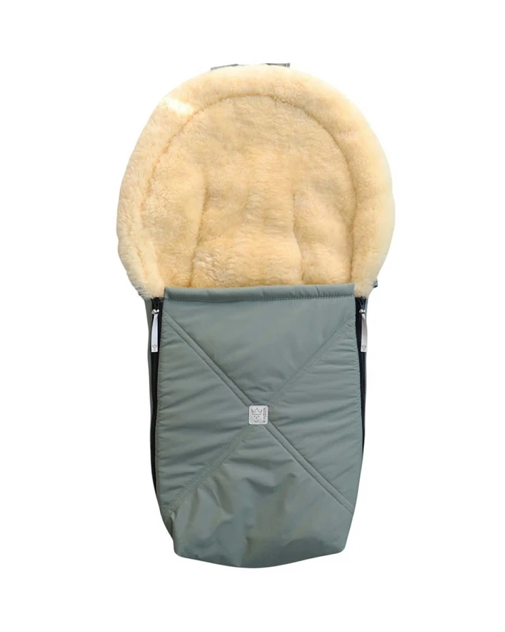 Kaiser Naturfellprodukte Lammfell Fußsack "EMMY" salbei green ca. 80 x 37 cm