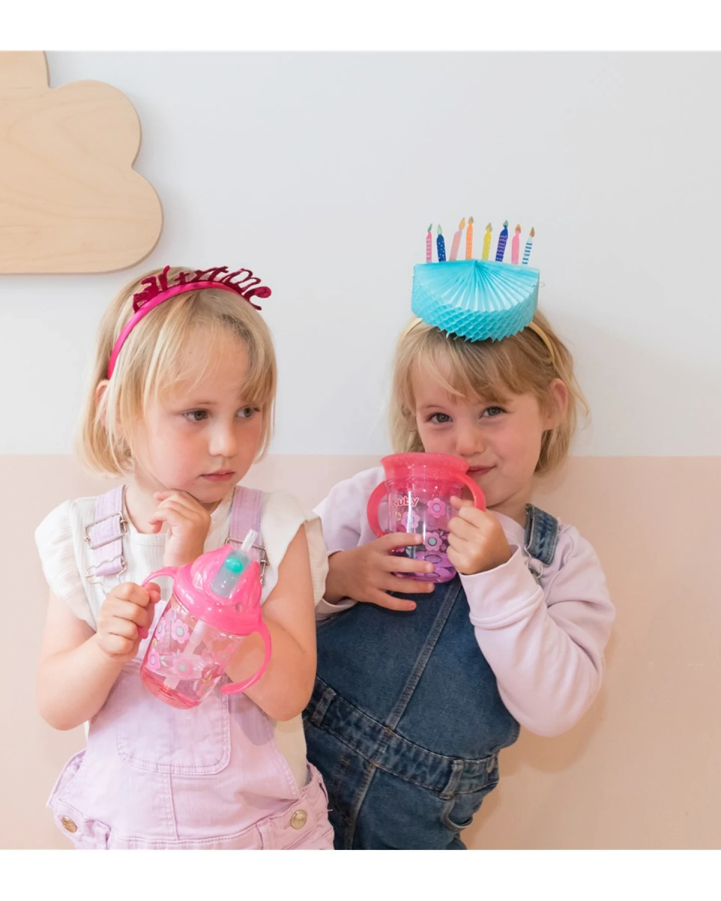 360 Grad Wonder Cup Kinderbecher mit Handgriffen, rosa Fassungsvermögen 240 ml – Ansicht 2