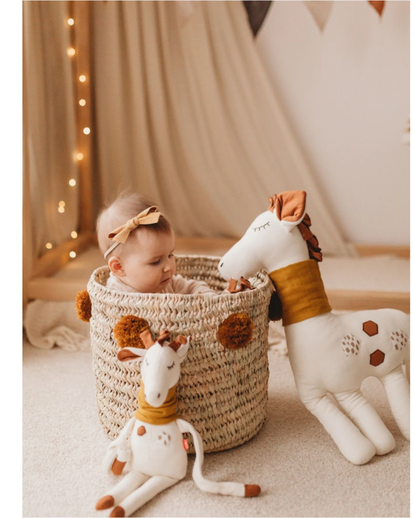 Baby Aktivspielzeug Giraffe aus Bio-Baumwolle mit vielen Funktionen Maße 42 x 16 x 7,5 cm – Ansicht 2