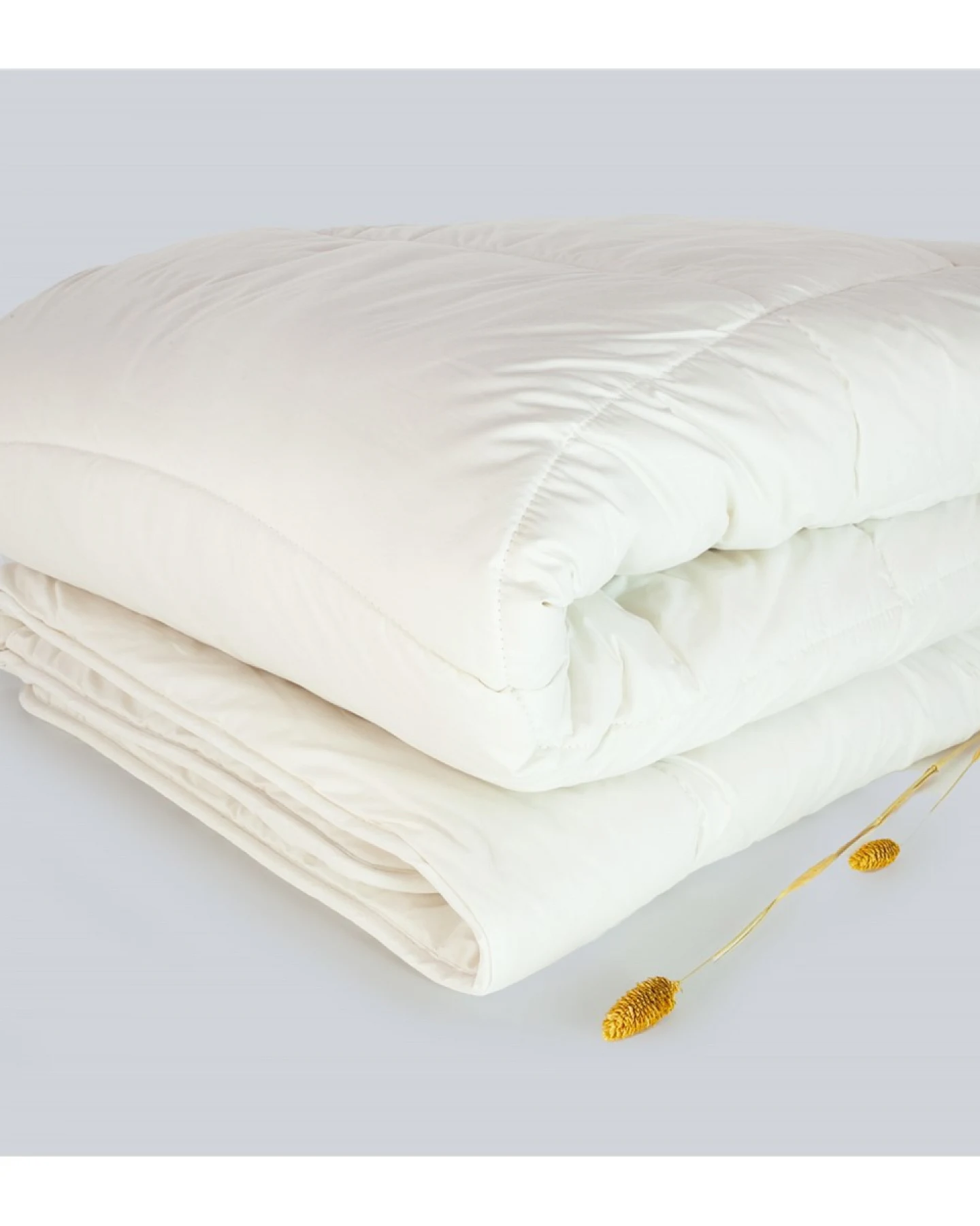Bettdecke Bio Merinowolle mit Zirbe 135 x 200 cm, 1500 g (Duo-Winter) – Ansicht 2
