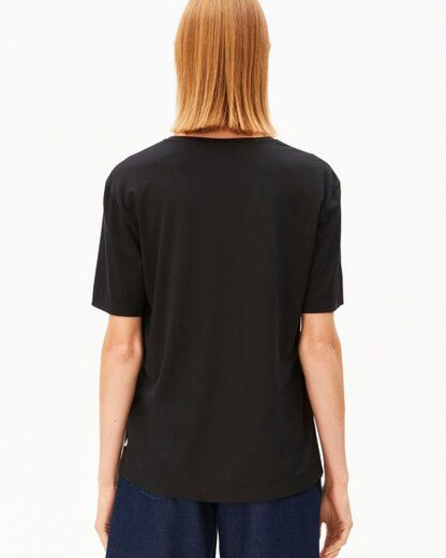 ARMEDANGELS V-NECK Damen T-Shirt aus TENCEL Lyocell Mix – Ansicht 2