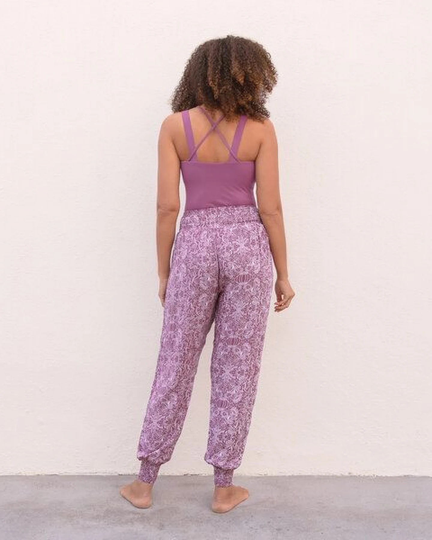 Jaya ANANDA PAISLEY - Damen - locker-leichte Sommerhose für Yoga und Freizeit – Ansicht 2