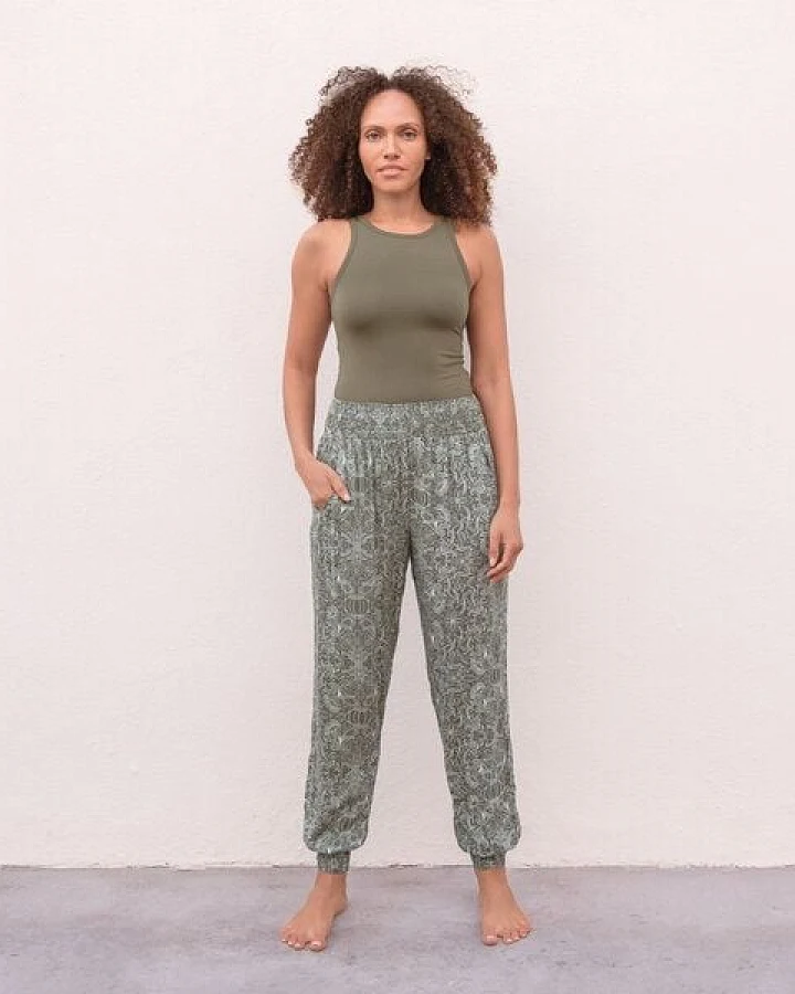 Produktseite: Jaya ANANDA PAISLEY - Damen - locker-leichte Sommerhose für Yoga und Freizeit