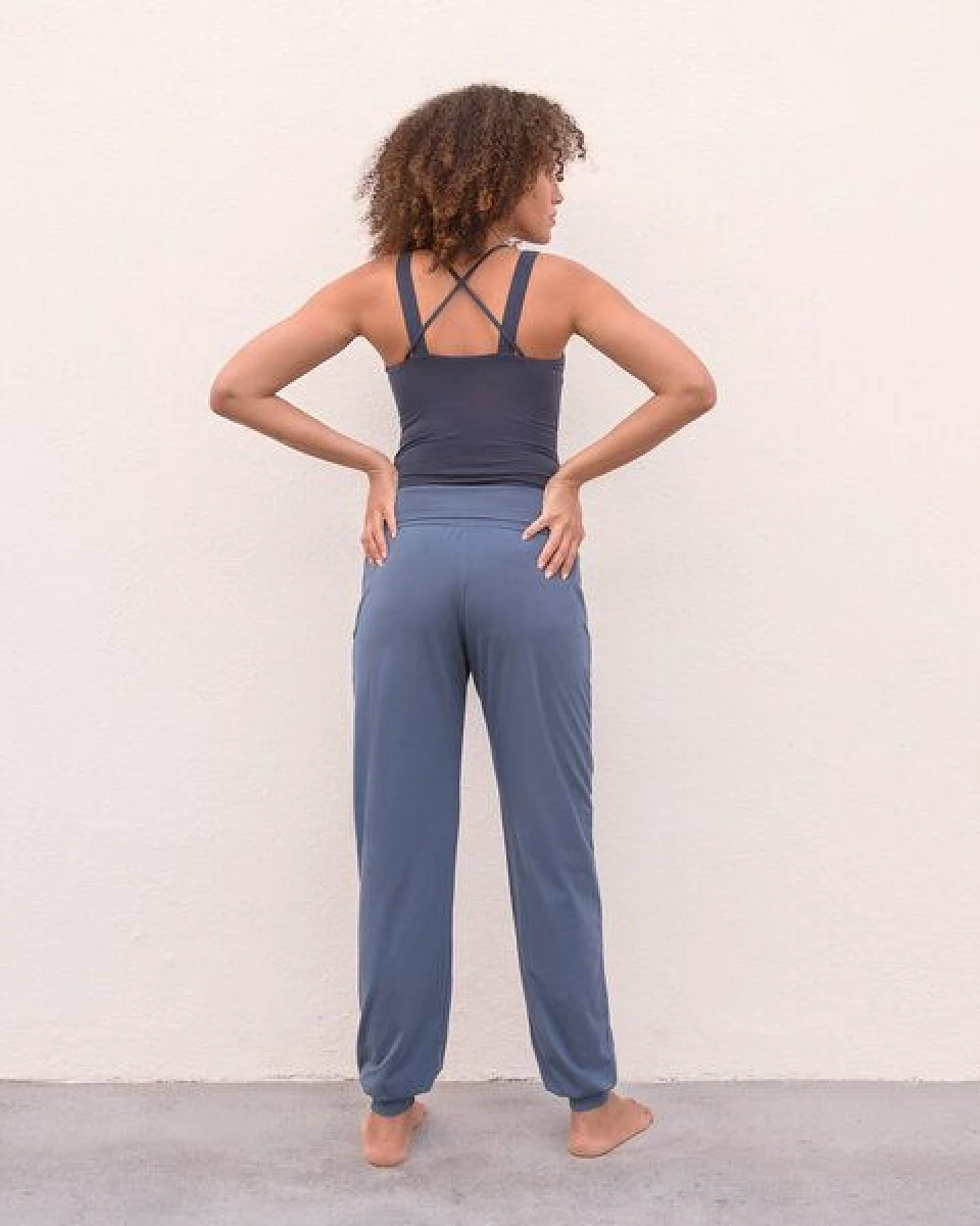 Jaya JOELLE - Damen - Hose für Yoga und Freizeit aus Biobaumwolle – Ansicht 2