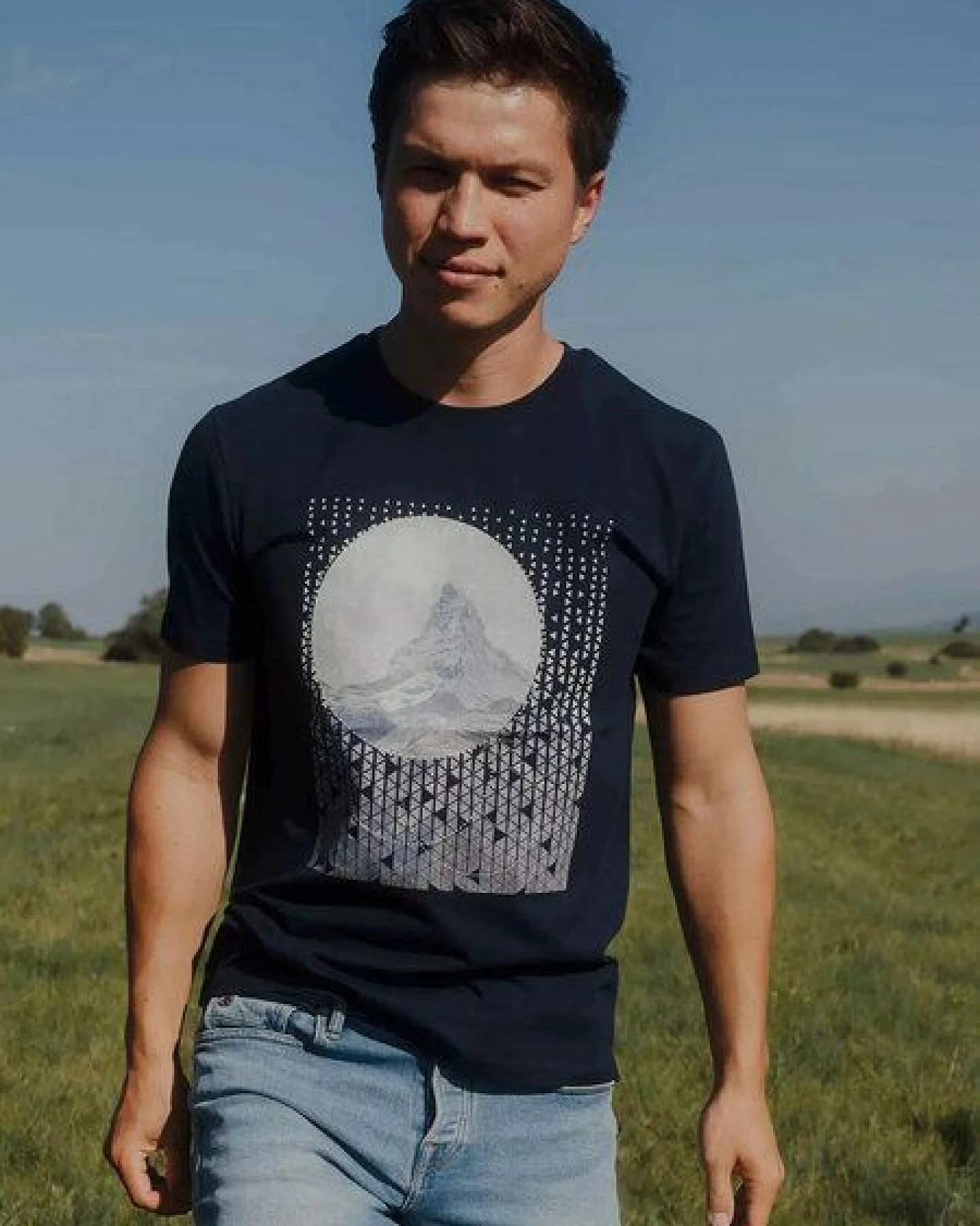 Kultgut Artdesign - Klassik Shirt 100% Biobaumwolle / Abstract Mountain – Ansicht 3