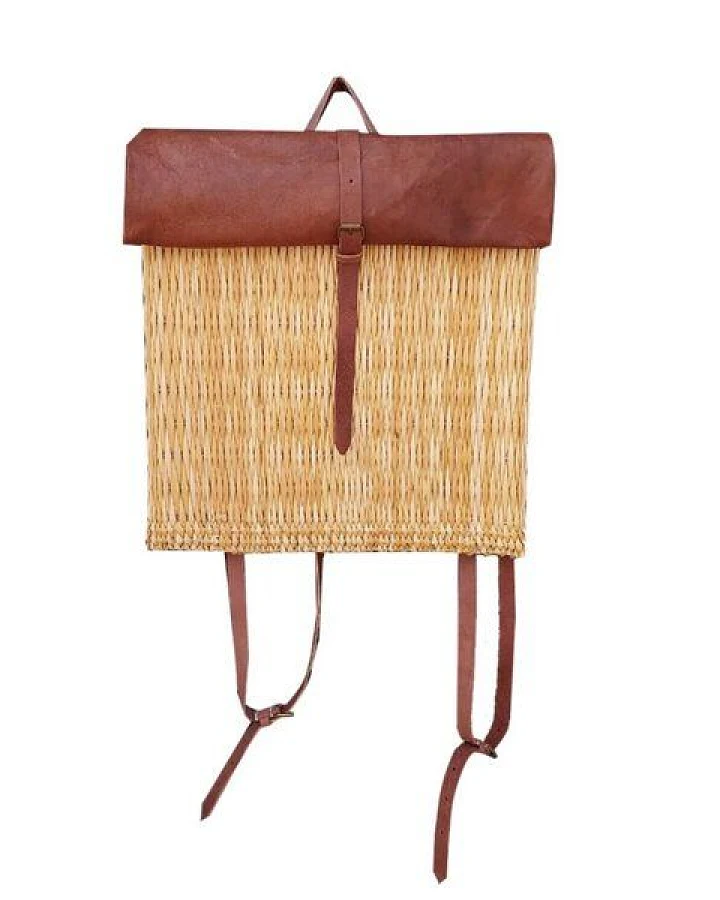 NATUREHOME Handgefertigter Mini-Rucksack aus Schilfblatt & Ziegenleder – Nachhaltiger Boho-Rucksack für Alltag, Konzert & Reisen, leicht & stilvoll