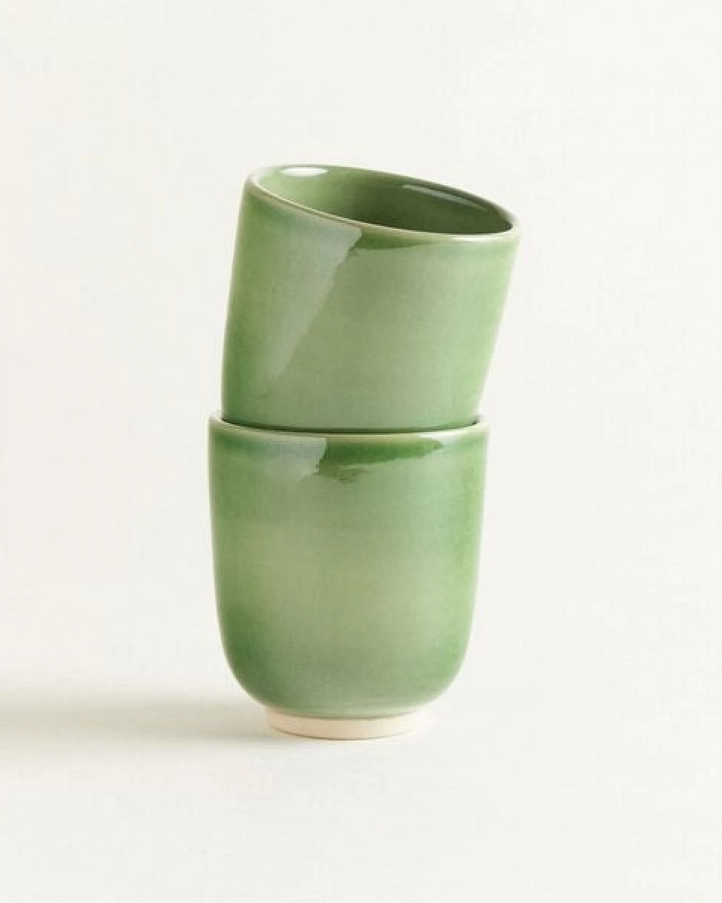onomao Handgemachter Becher aus Steinzeug – Ansicht 4