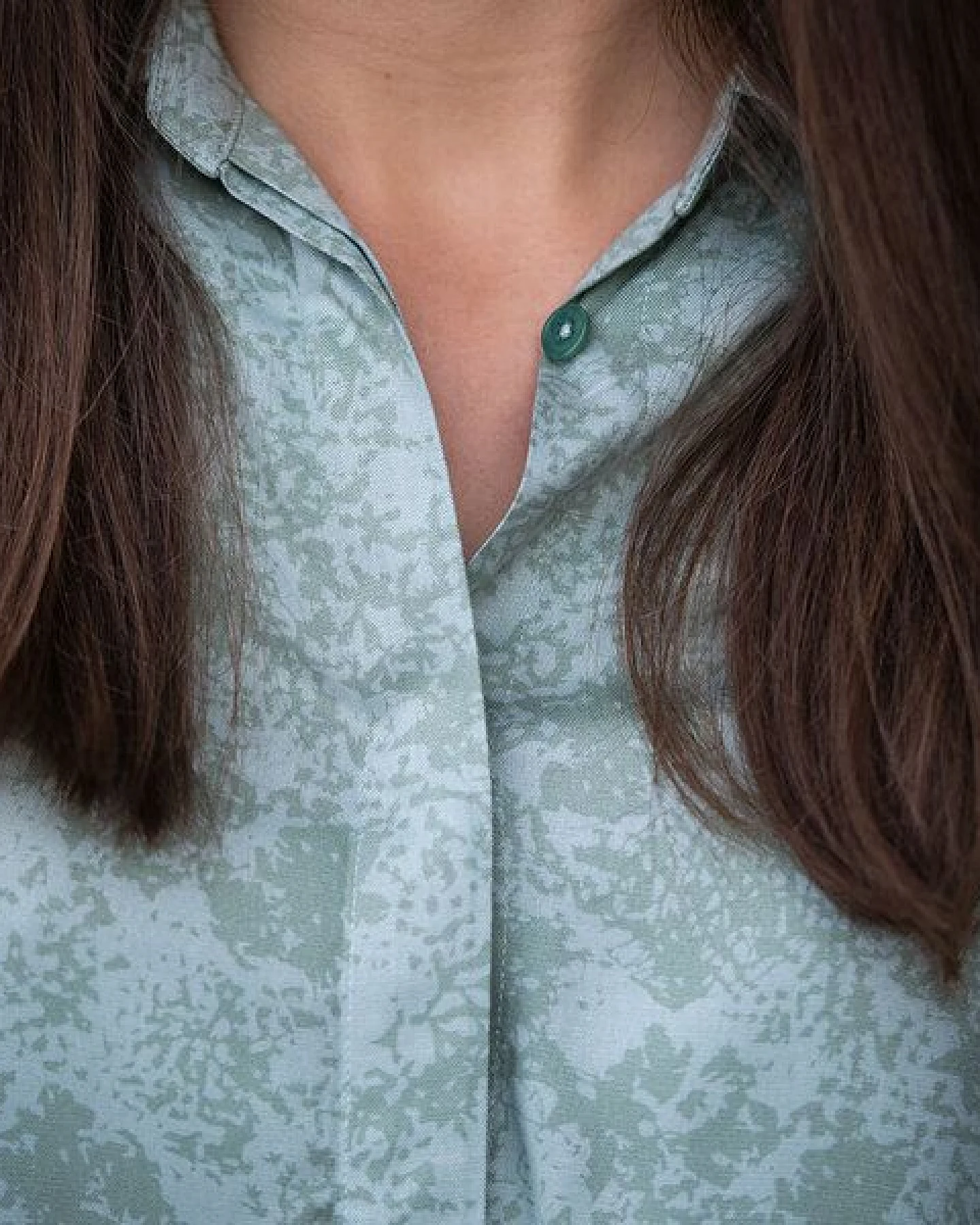 bleed Mossy LENZING ECOVERO Bluse Grün – Ansicht 3