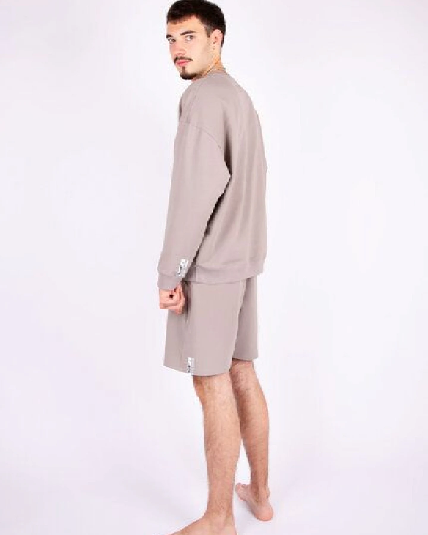 ÆVRIL Unisex Sweatshirt // Dolphin Grey // Bio-Baumwolle – Ansicht 3