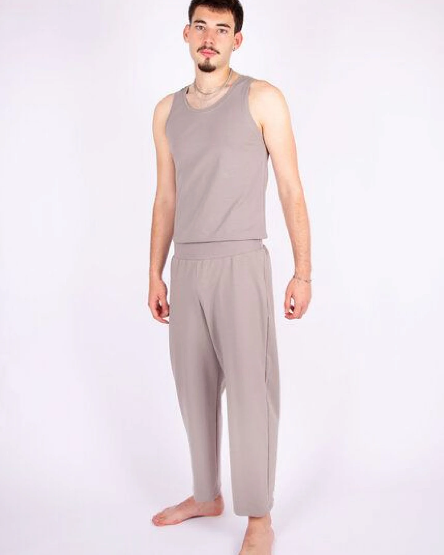 ÆVRIL Unisex Yogahose // Dolphin Grey // Bio-Baumwolle – Ansicht 2