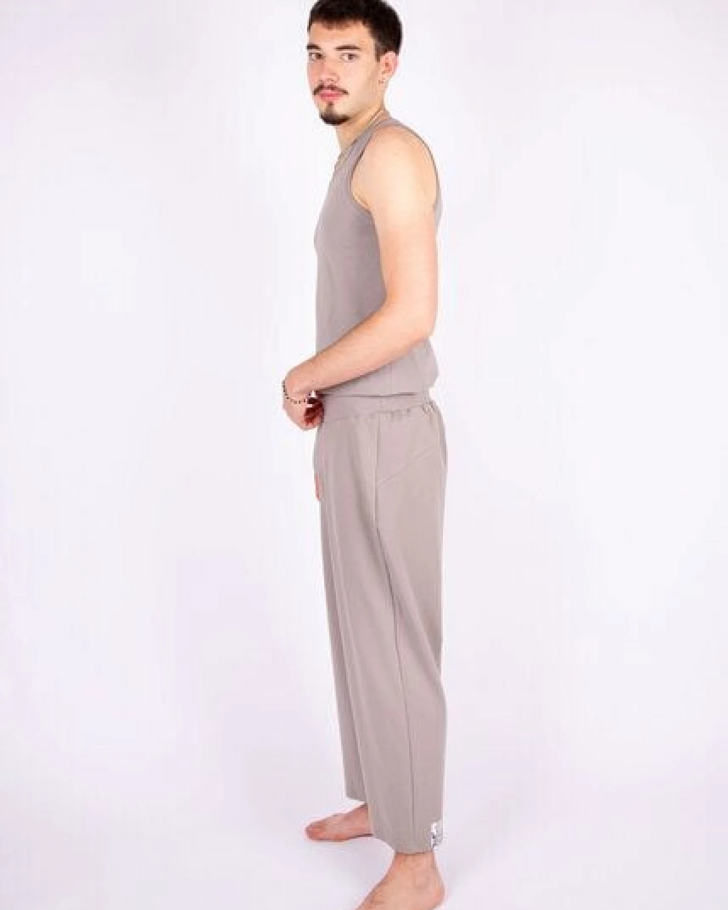 ÆVRIL Unisex Yogahose // Dolphin Grey // Bio-Baumwolle – Ansicht 3